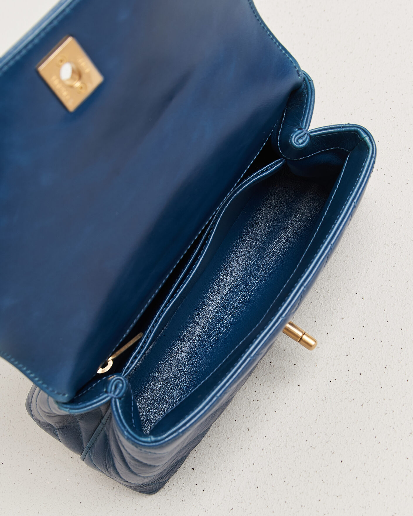 Hombres | Pre-Owned & Vintage Bags | Chanel Pre-Owned | Coco Handle Chevron Bag Blue
