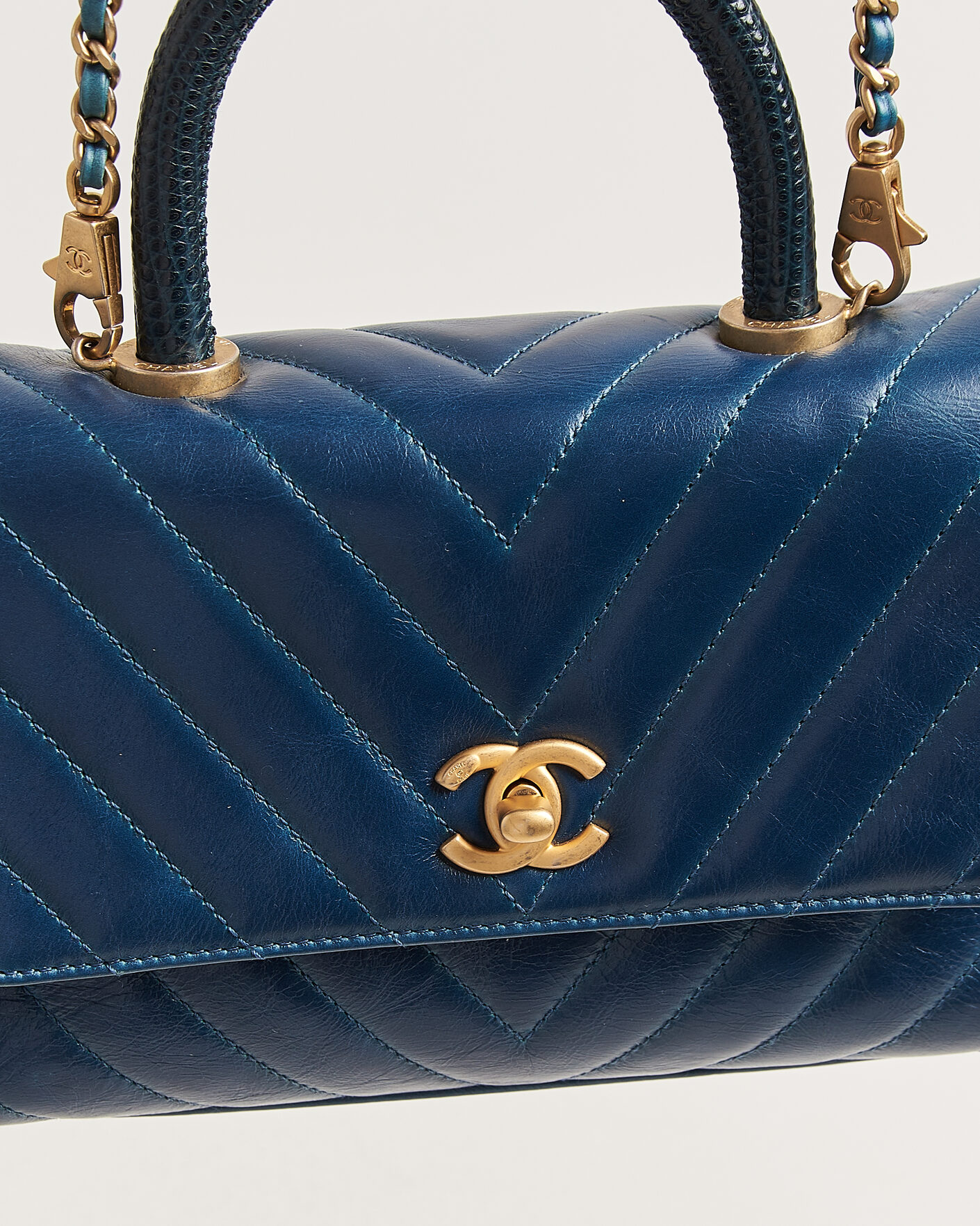 Hombres | Pre-Owned & Vintage Bags | Chanel Pre-Owned | Coco Handle Chevron Bag Blue