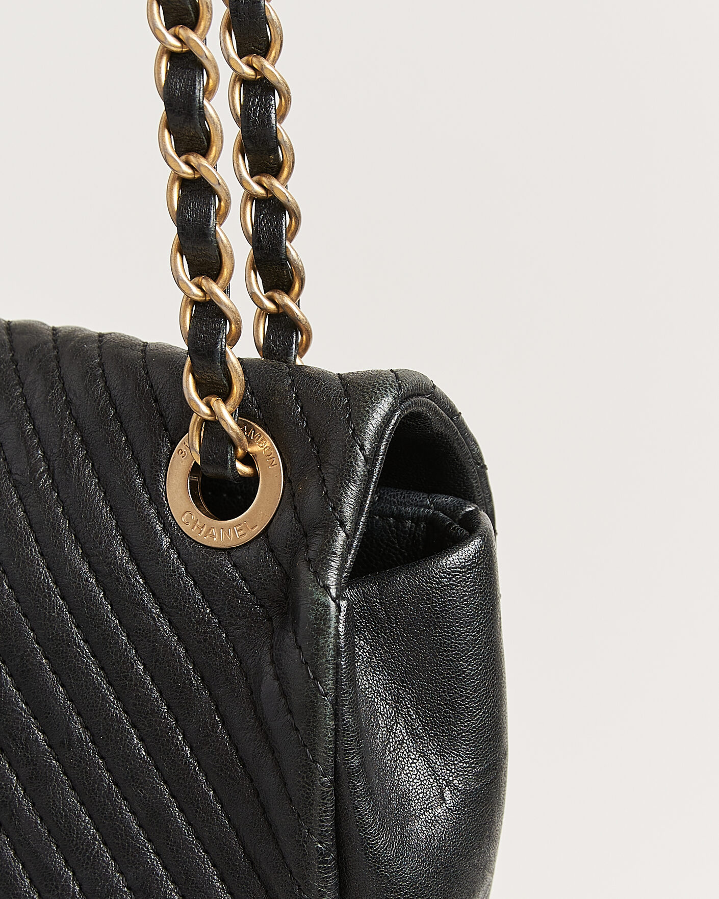 Hombres | Pre-Owned & Vintage Bags | Chanel Pre-Owned | Chevron Small Flap Bag Black