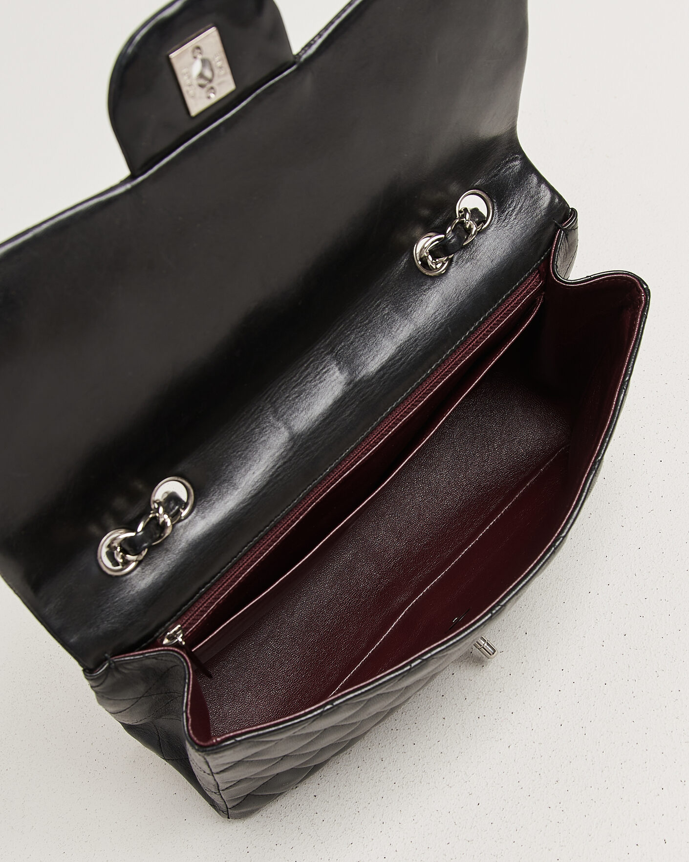 Hombres | Chanel Pre-Owned Classic Jumbo Single Flap Bag Lambskin Black | Chanel Pre-Owned | Classic Jumbo Single Flap Bag Lambskin Black