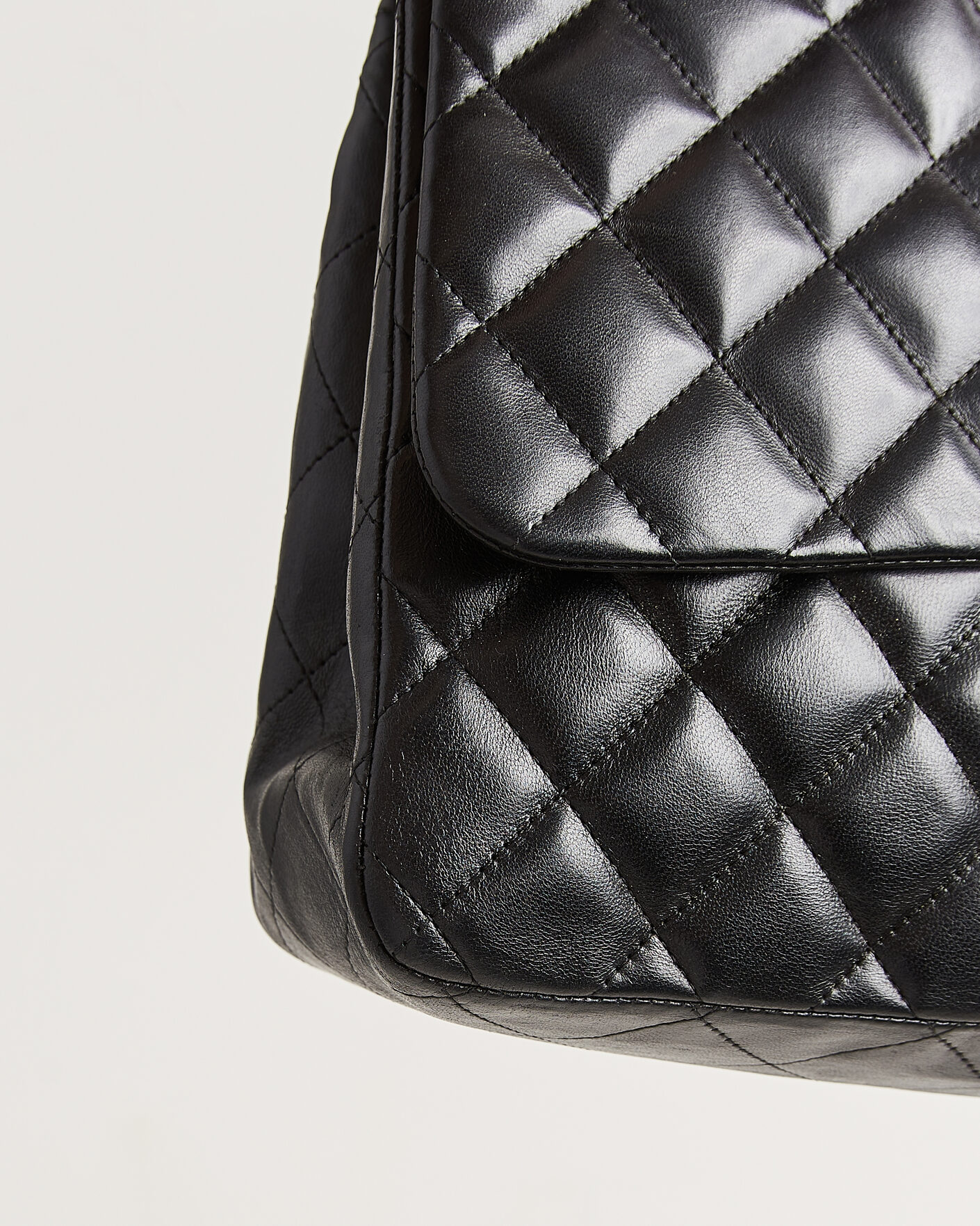 Hombres | Chanel Pre-Owned Classic Jumbo Single Flap Bag Lambskin Black | Chanel Pre-Owned | Classic Jumbo Single Flap Bag Lambskin Black