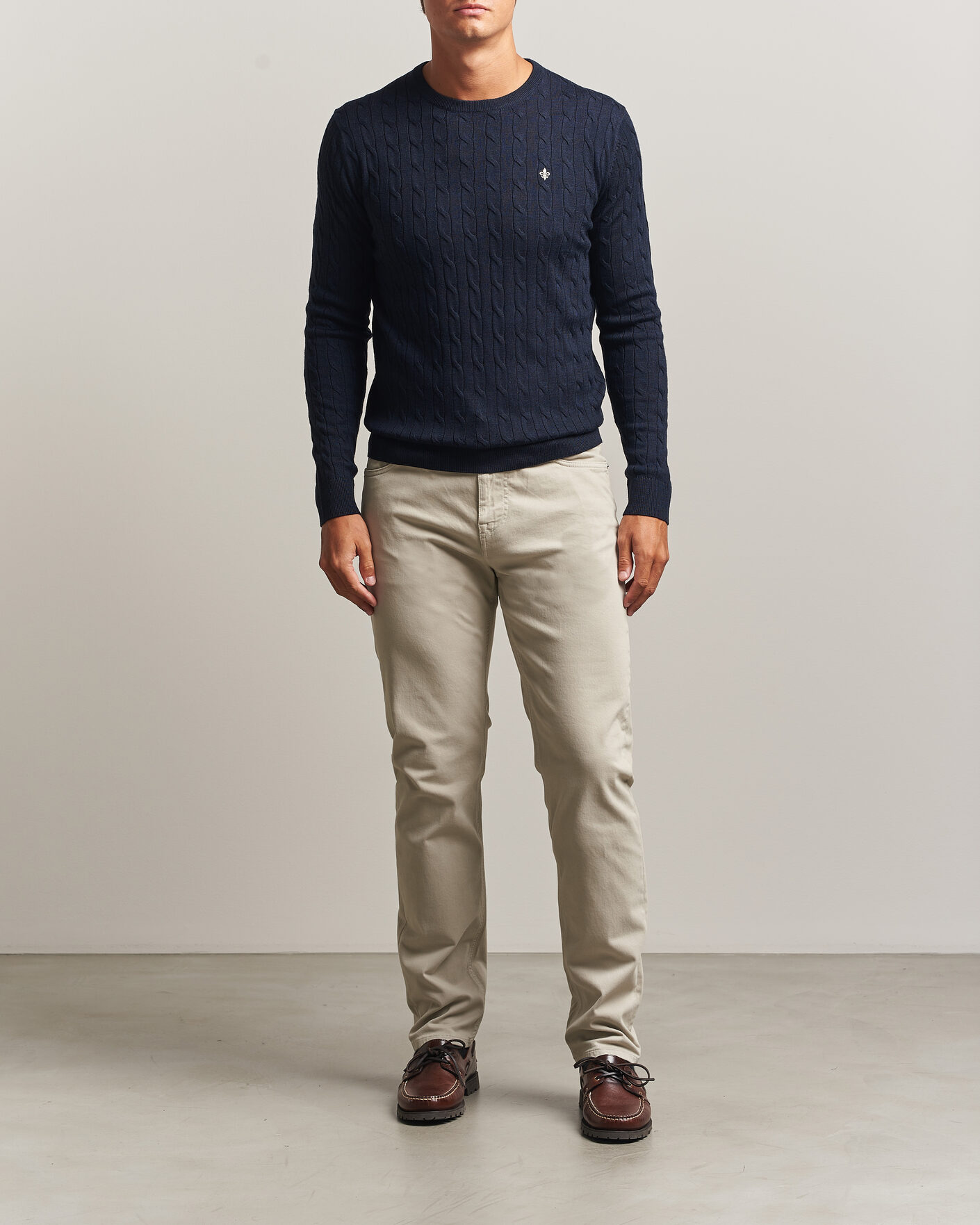 Hombres | Jerséis y prendas de punto | Morris | Merino Cable O-Neck Navy