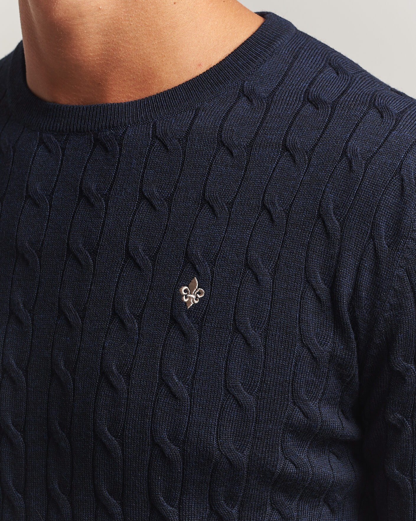 Hombres | Jerséis y prendas de punto | Morris | Merino Cable O-Neck Navy