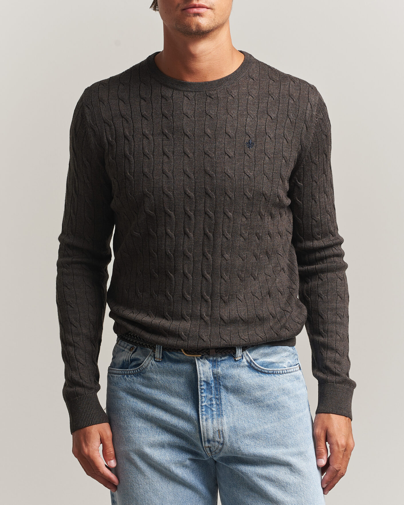 Hombres | Jerséis y prendas de punto | Morris | Merino Cable O-Neck Brown