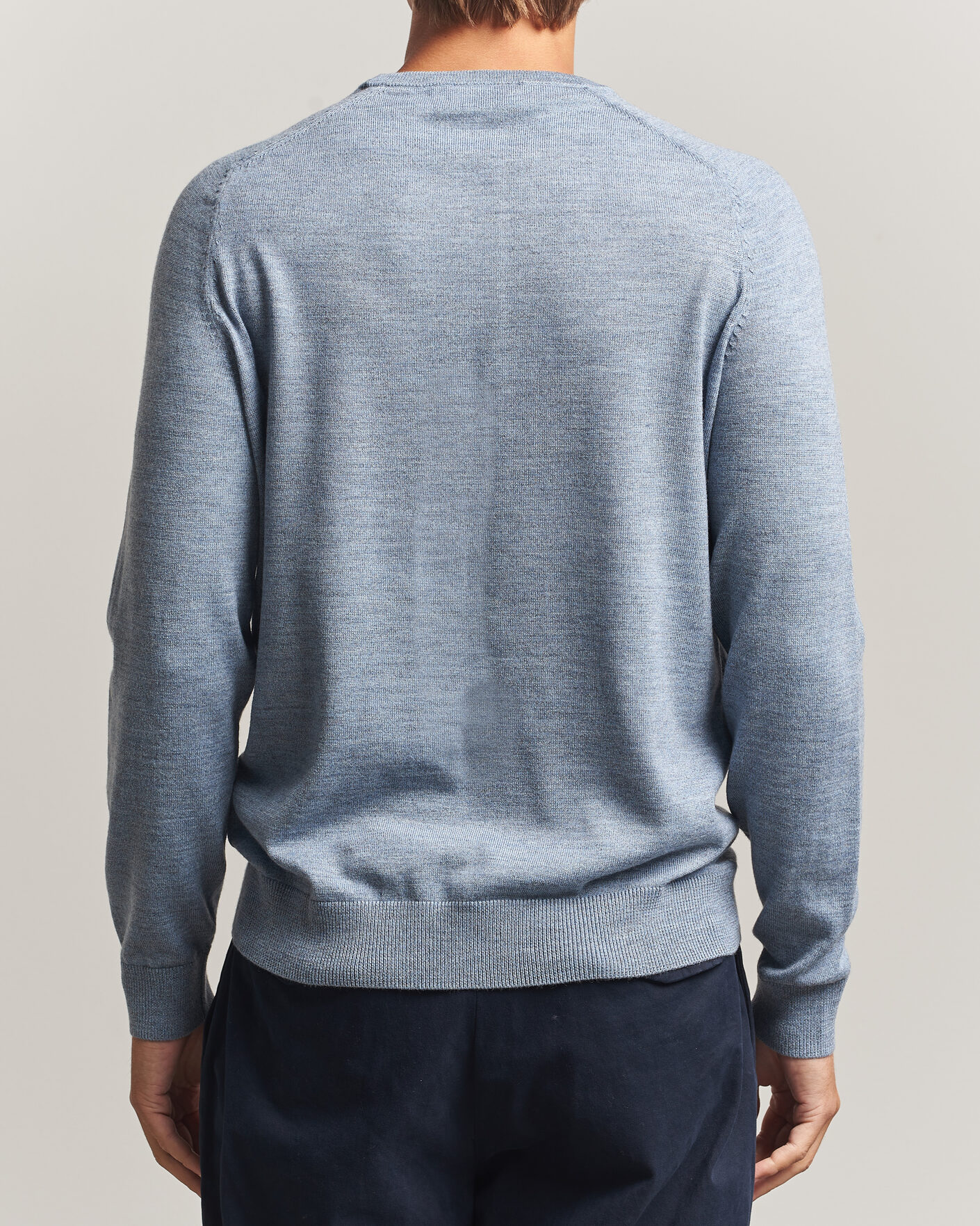 Hombres | Jerséis y prendas de punto | Morris | Merino O-Neck Light Blue
