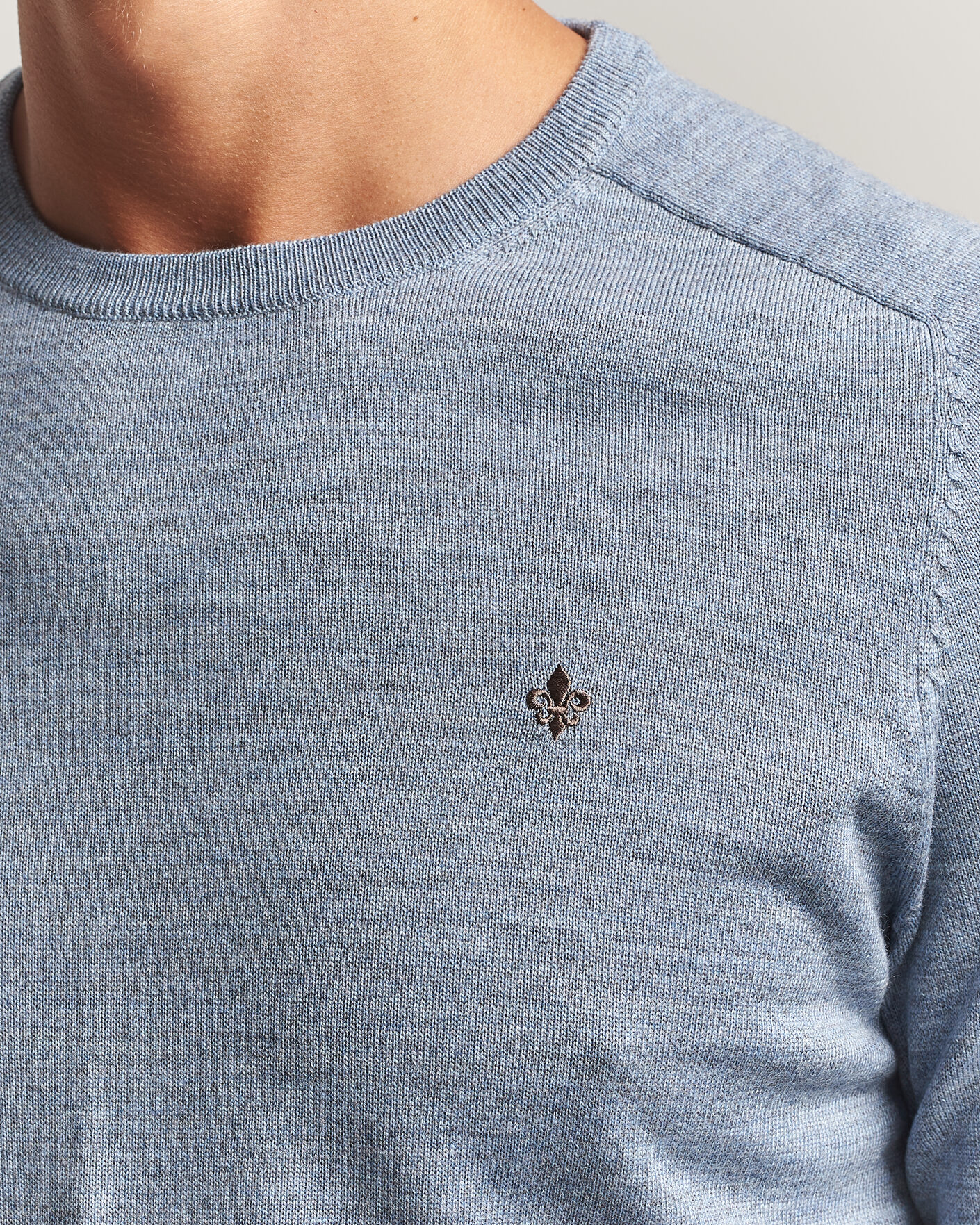 Hombres | Jerséis y prendas de punto | Morris | Merino O-Neck Light Blue