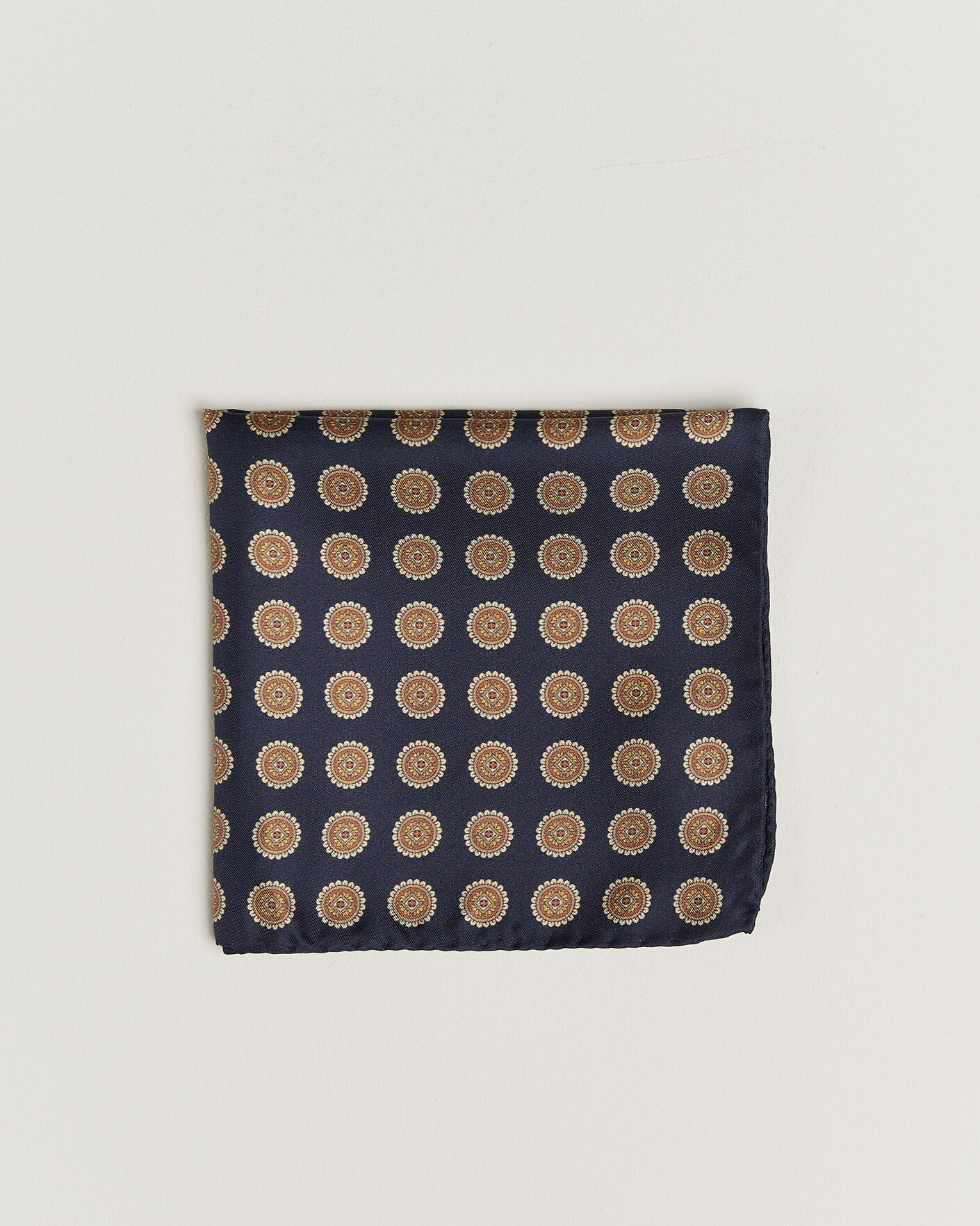 Hombres | Pañuelos de bolsillo | Amanda Christensen | Silk Twill Medallion Pocket Square Navy