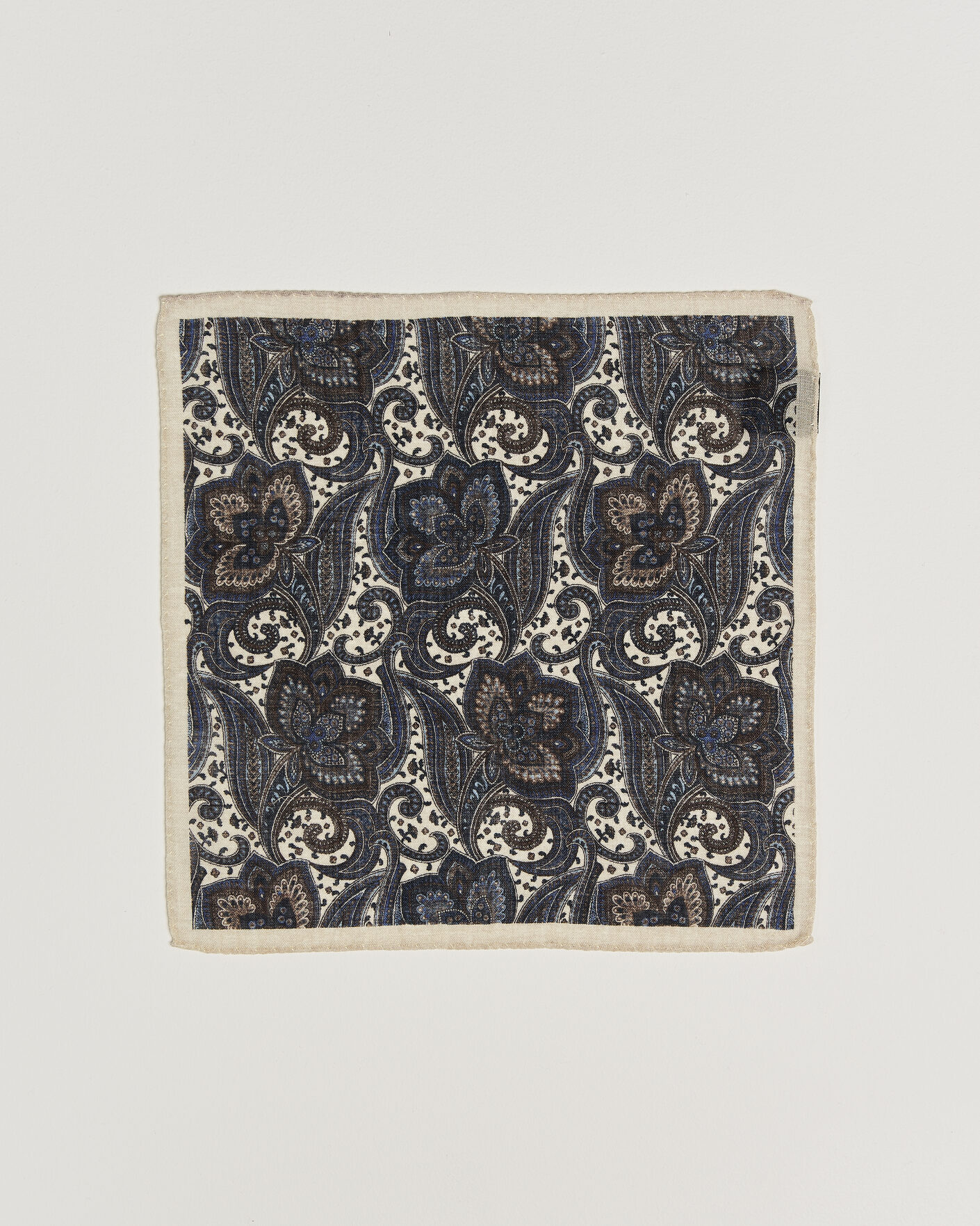 Hombres | Pañuelos de bolsillo | Amanda Christensen | Wool Large Paisley Pocket Square Cream