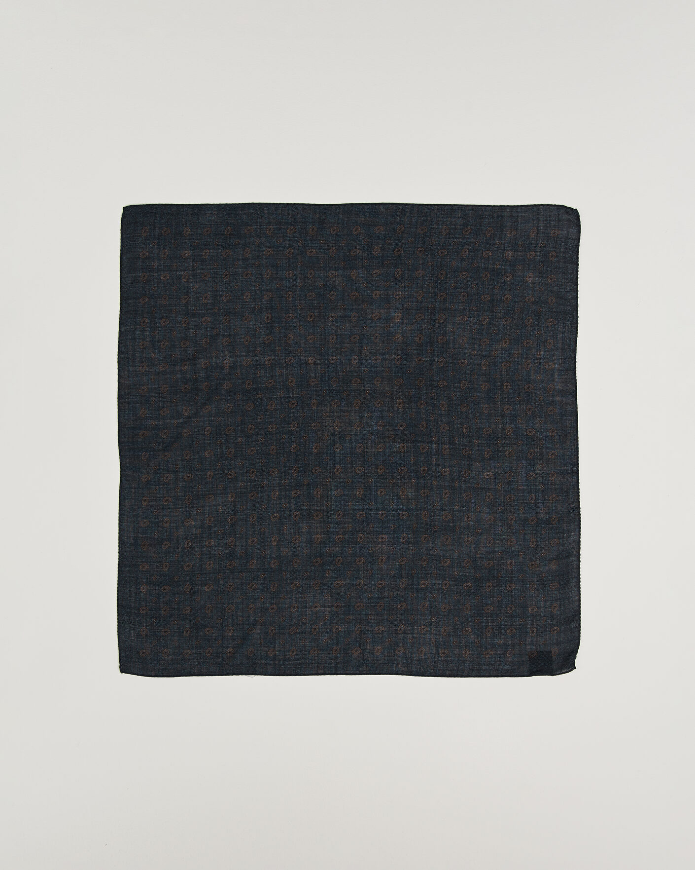 Hombres | Bufandas elegantes | Amanda Christensen | Wool Printed Paisley Bandana Navy