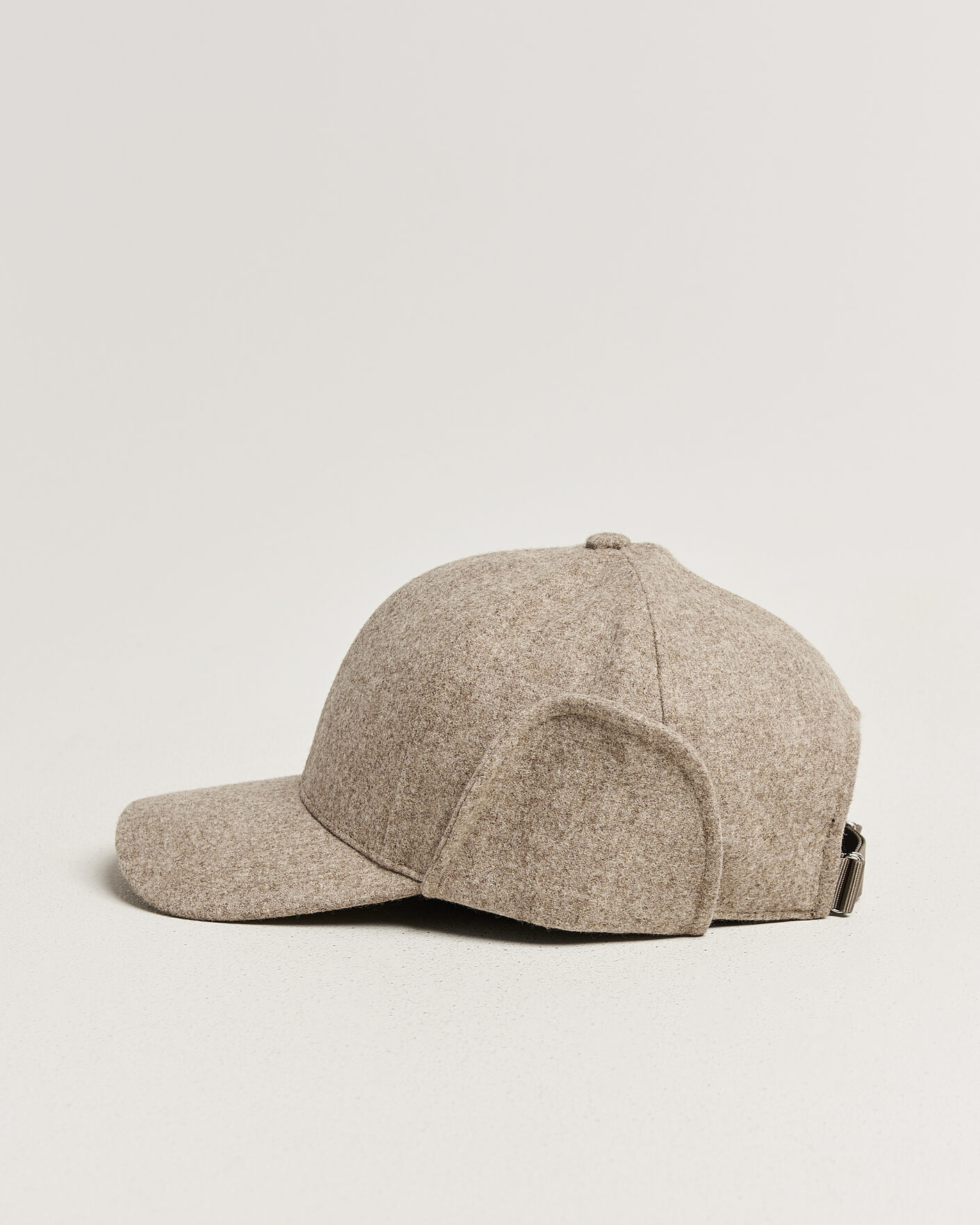Hombres | Sombreros y gorras | Varsity Headwear | Merino Wool Earflap Baseball Cap Umber Beige