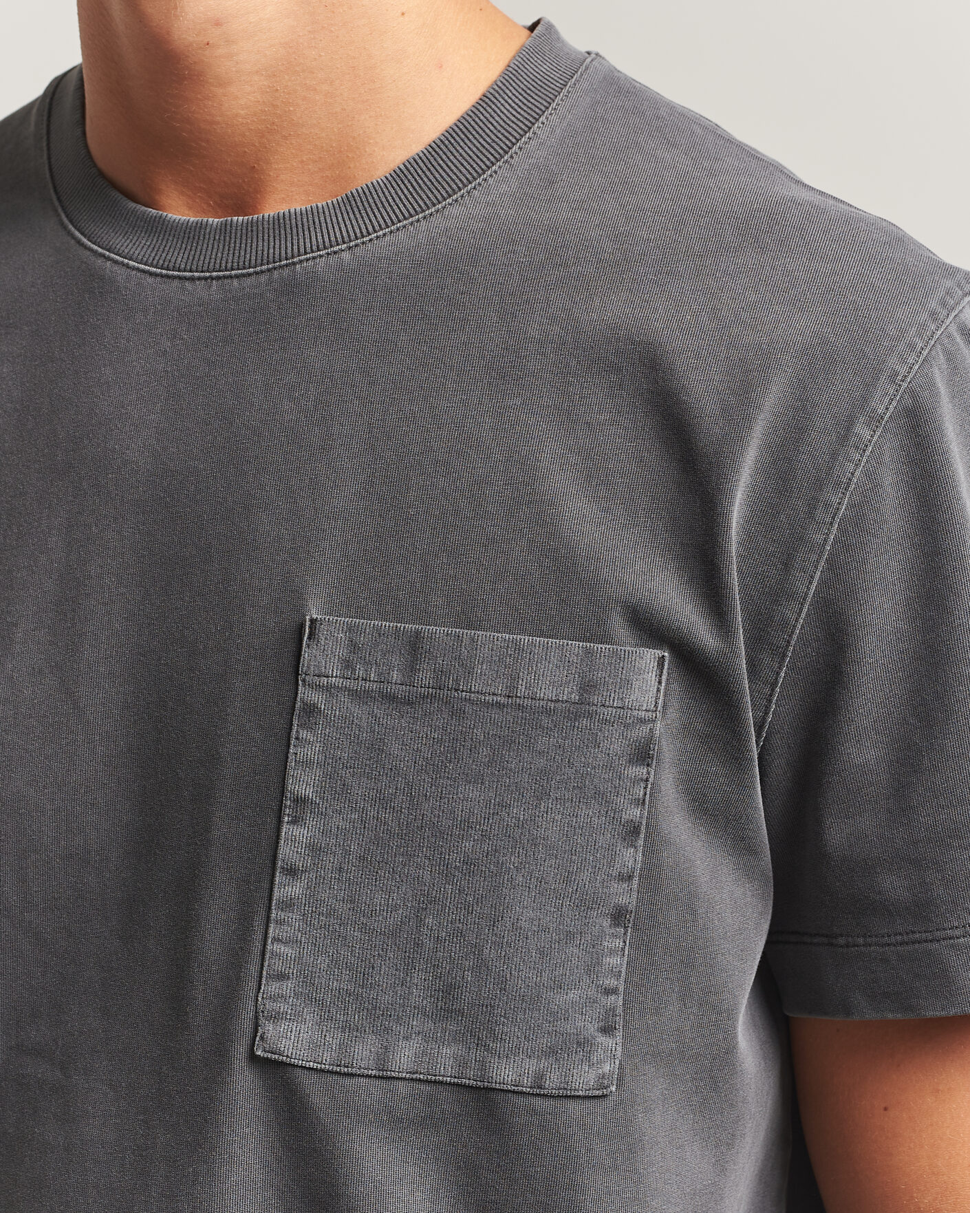 Hombres | Camisetas | Sail Racing | Grinder Corduroy T-Shirt Asphalt