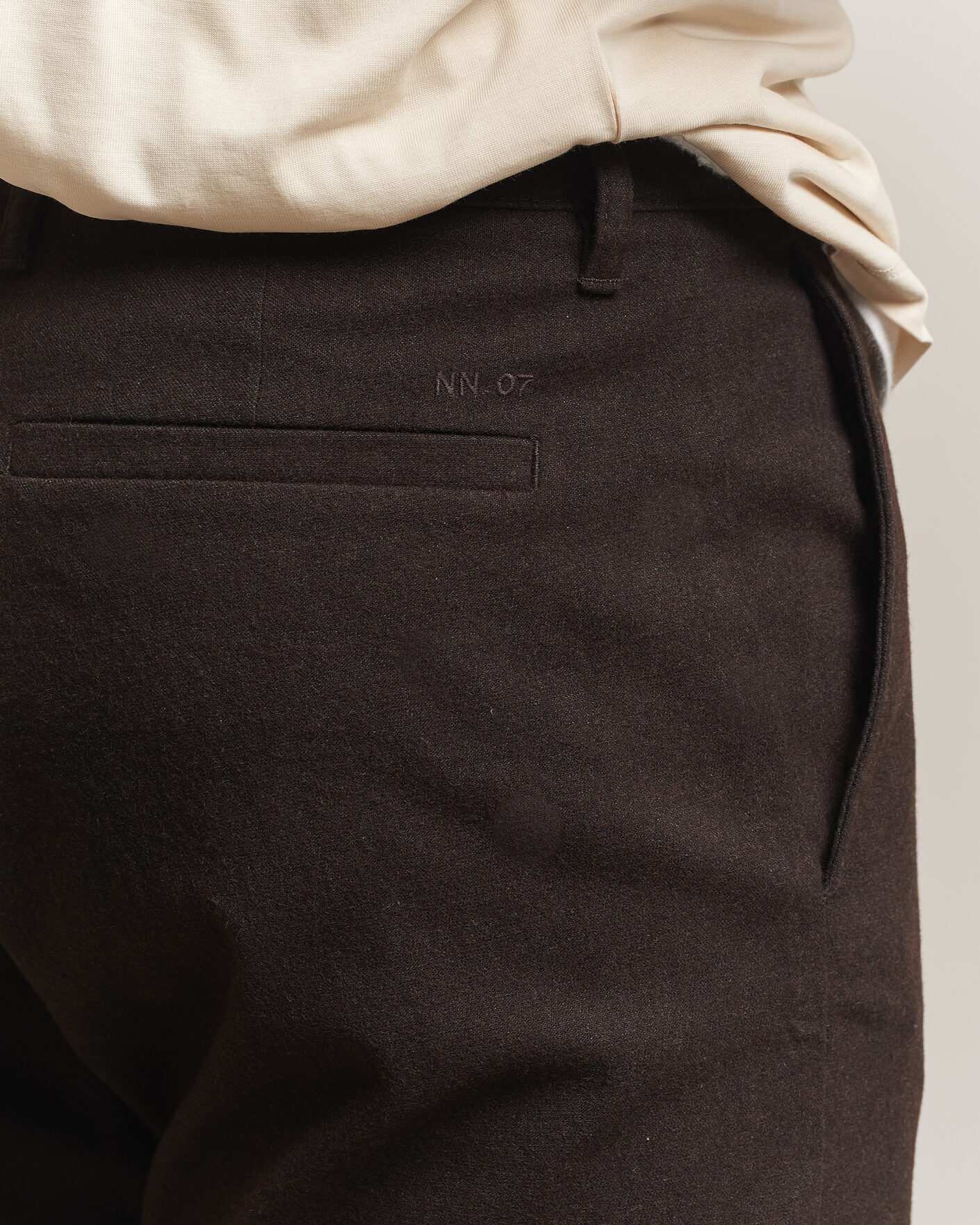 Hombres | Pantalones | NN07 | Aden Brushed Cotton Trousers Deep Truffle