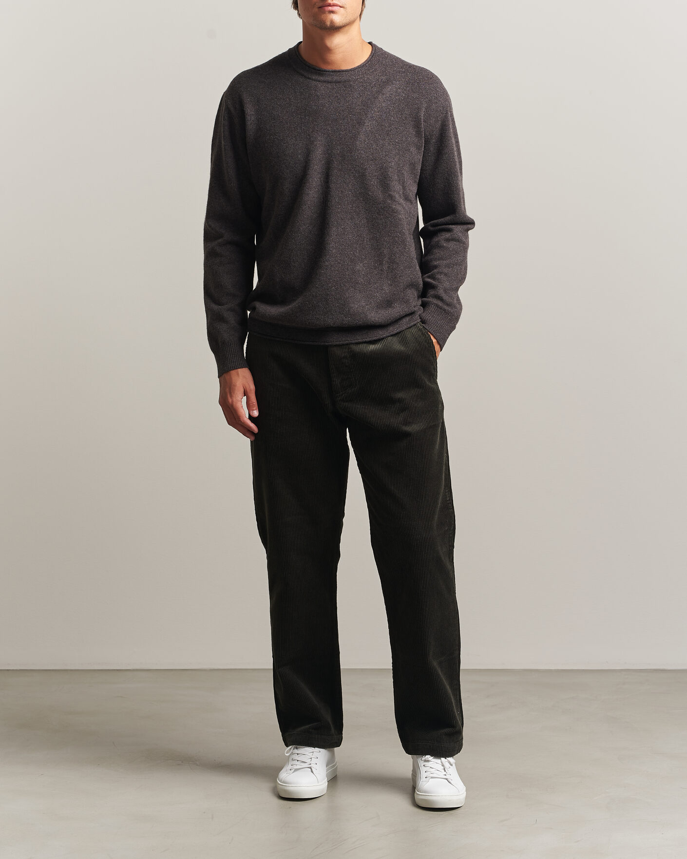 Hombres | Pantalones | NN07 | Aden Regular Fit Corduroy Chinos Dark Army
