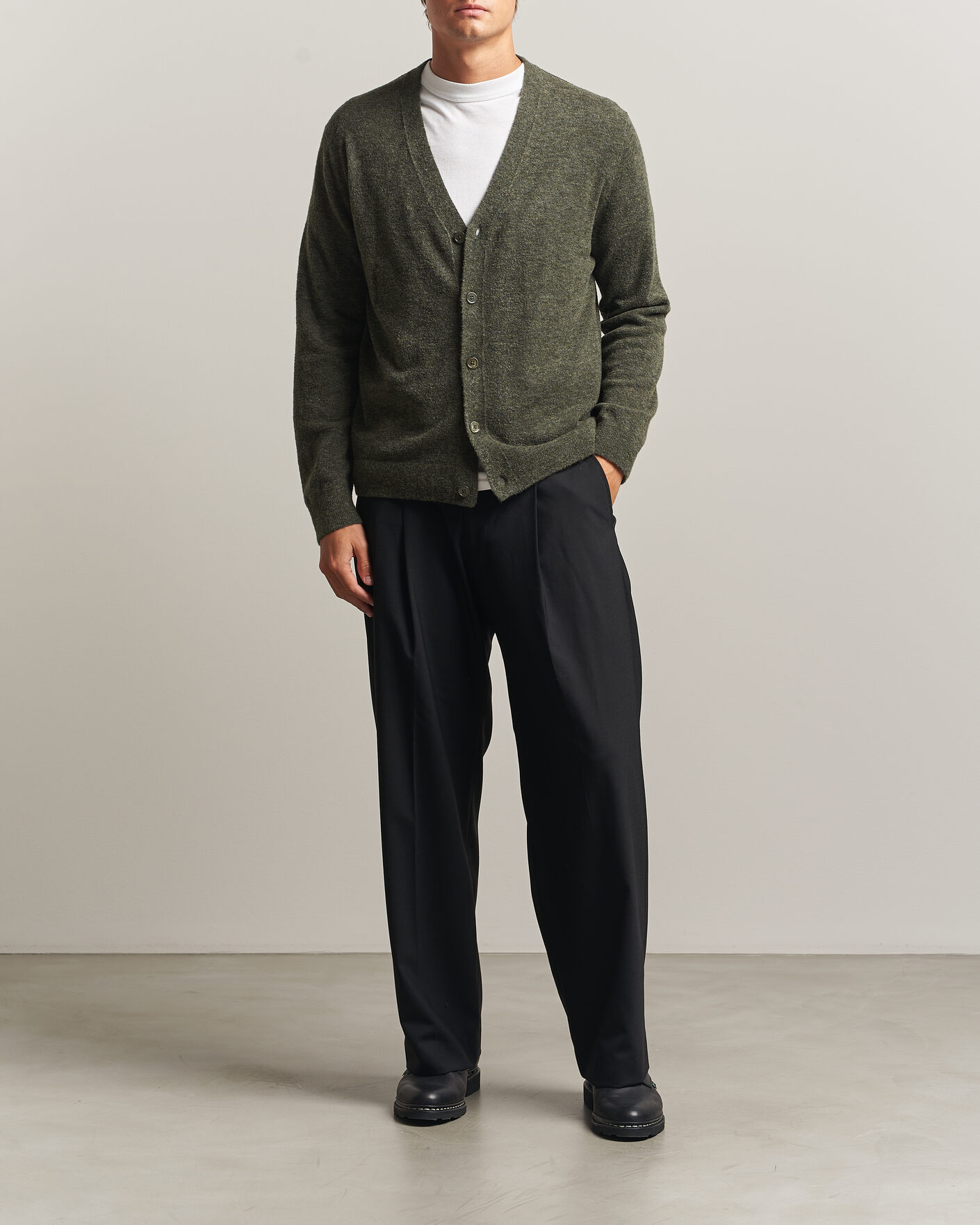 Hombres | Jerséis y prendas de punto | NN07 | Gavin Brushed Wool Knitted Cardigan Dark Army