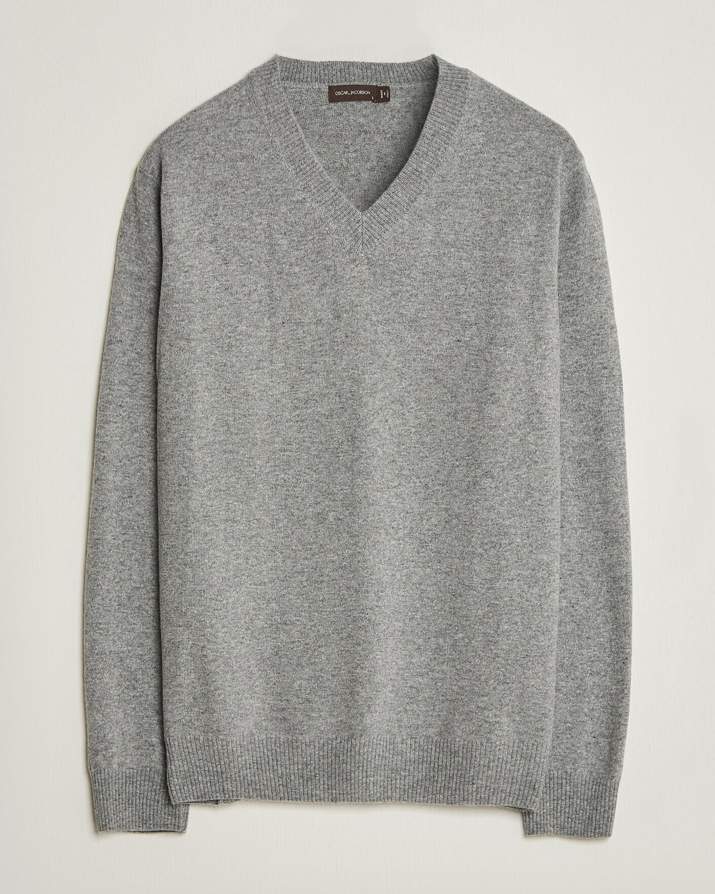 Hombres | Jerséis y prendas de punto | Oscar Jacobson | Gregor Wool/Cashmere V-Neck Grey Melange