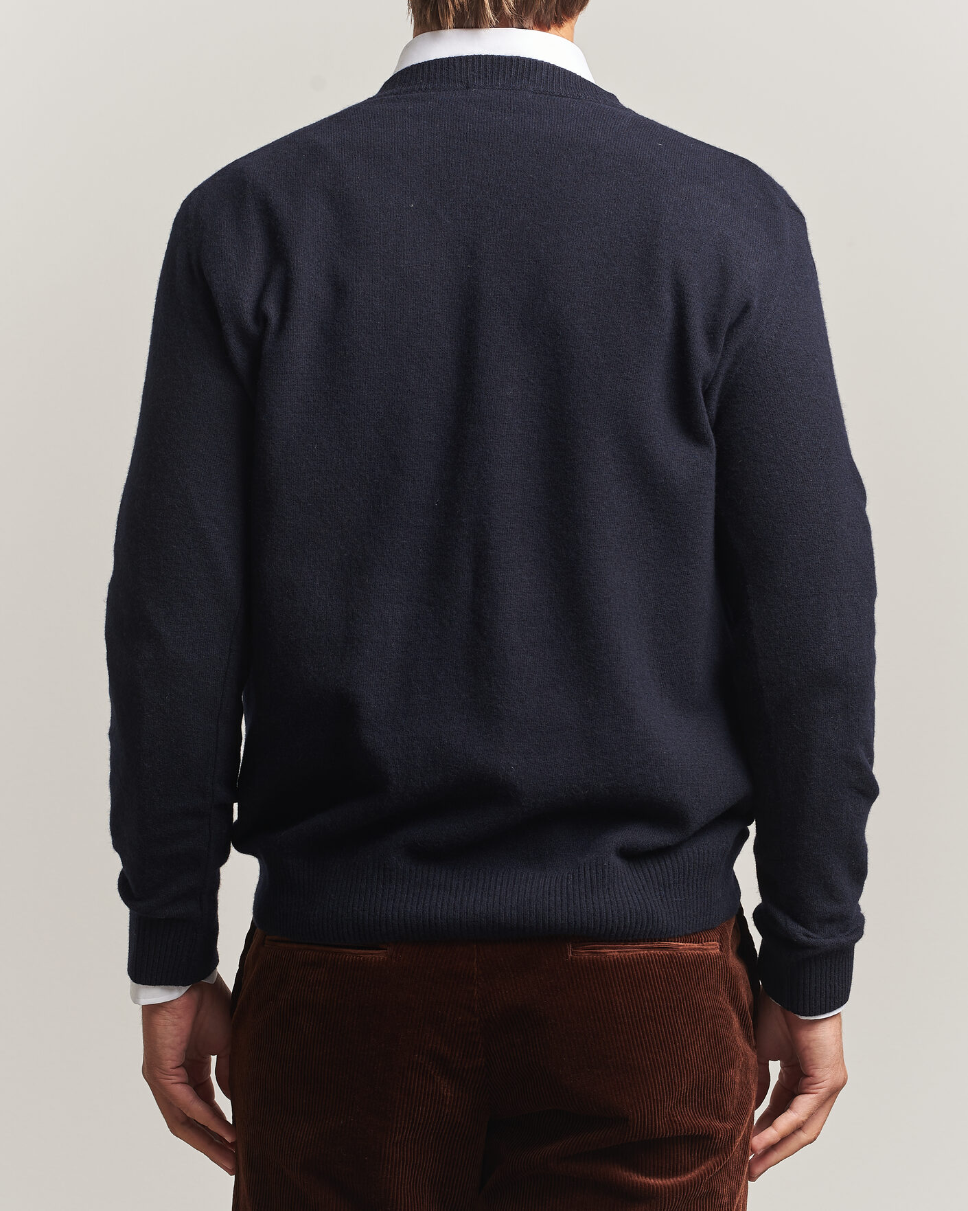 Hombres | Jerséis y prendas de punto | Oscar Jacobson | Gregor Wool/Cashmere V-Neck Navy
