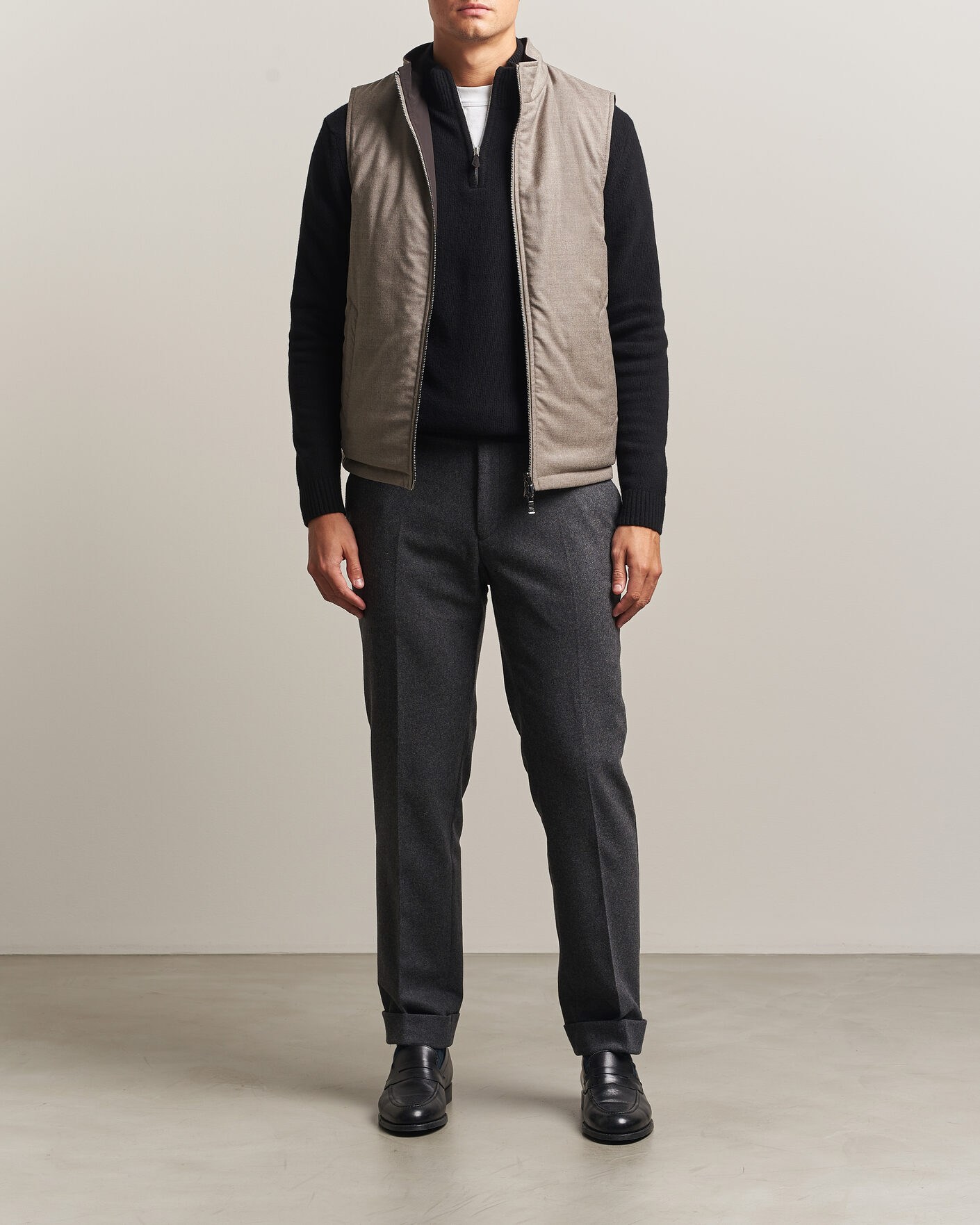 Hombres | Chalecos | Oscar Jacobson | Nylon/Wool Reversible Vest Taupe
