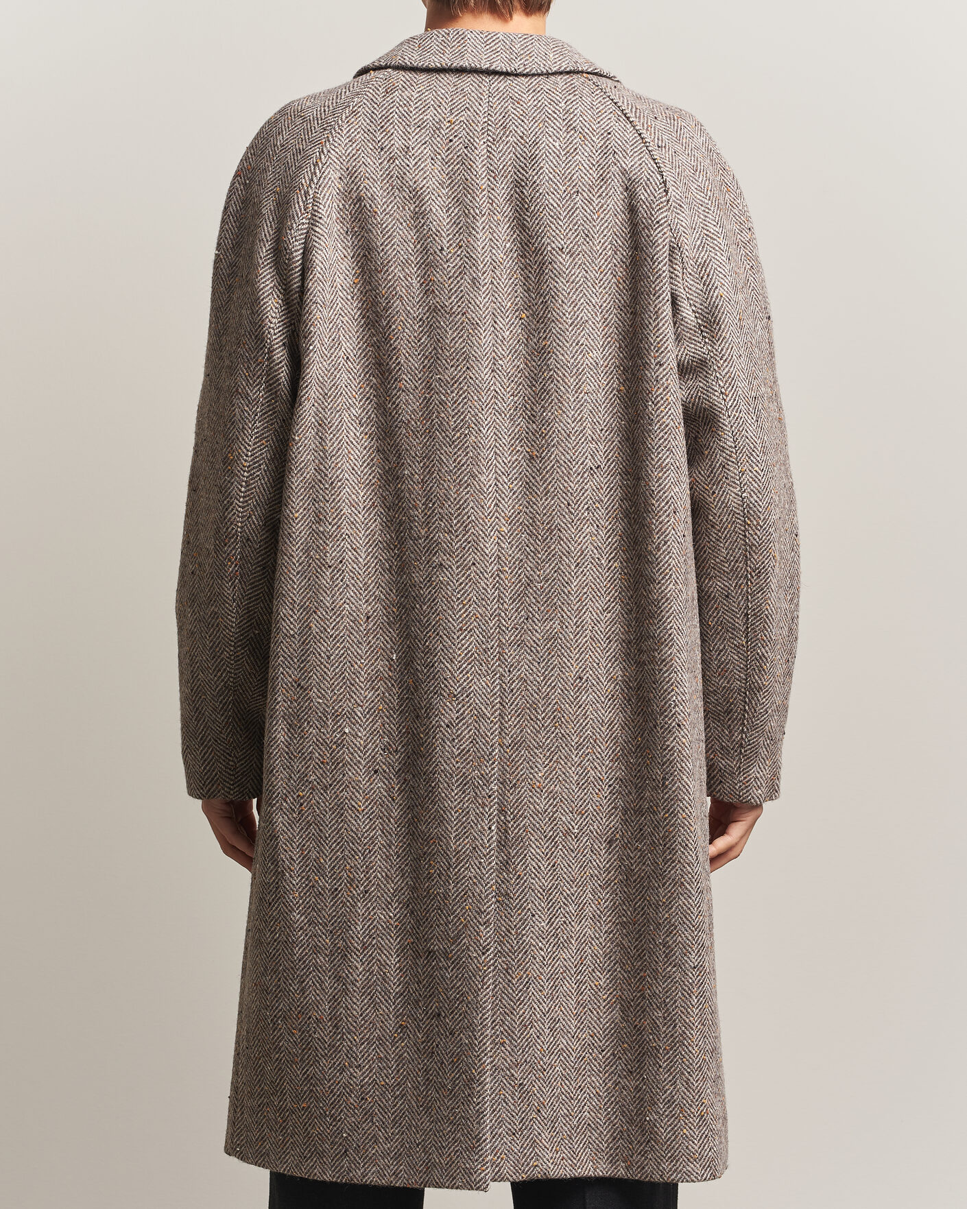 Hombres | Abrigos y chaquetas | Oscar Jacobson | Raglan Herringbone Wool Coat Beige