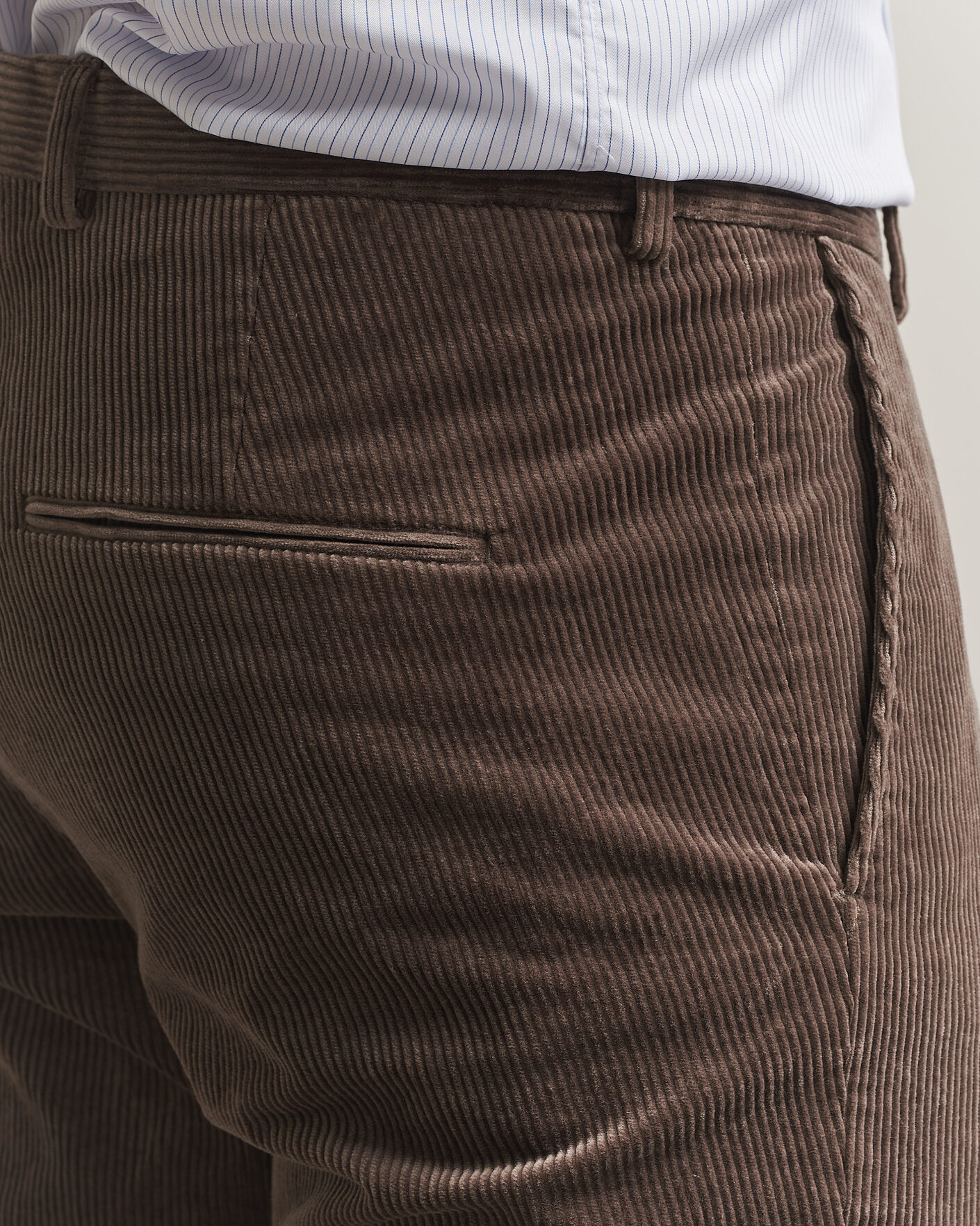 Hombres | Pantalones | Oscar Jacobson | Dandy Corduroy Trousers Taupe