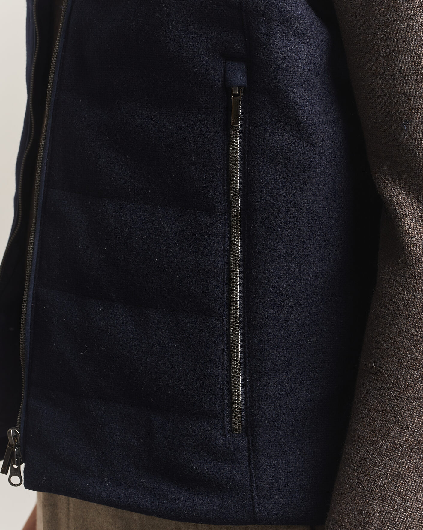 Hombres | Chalecos | Stenströms | Wool Alcantara Detail Light Padded Vest Navy