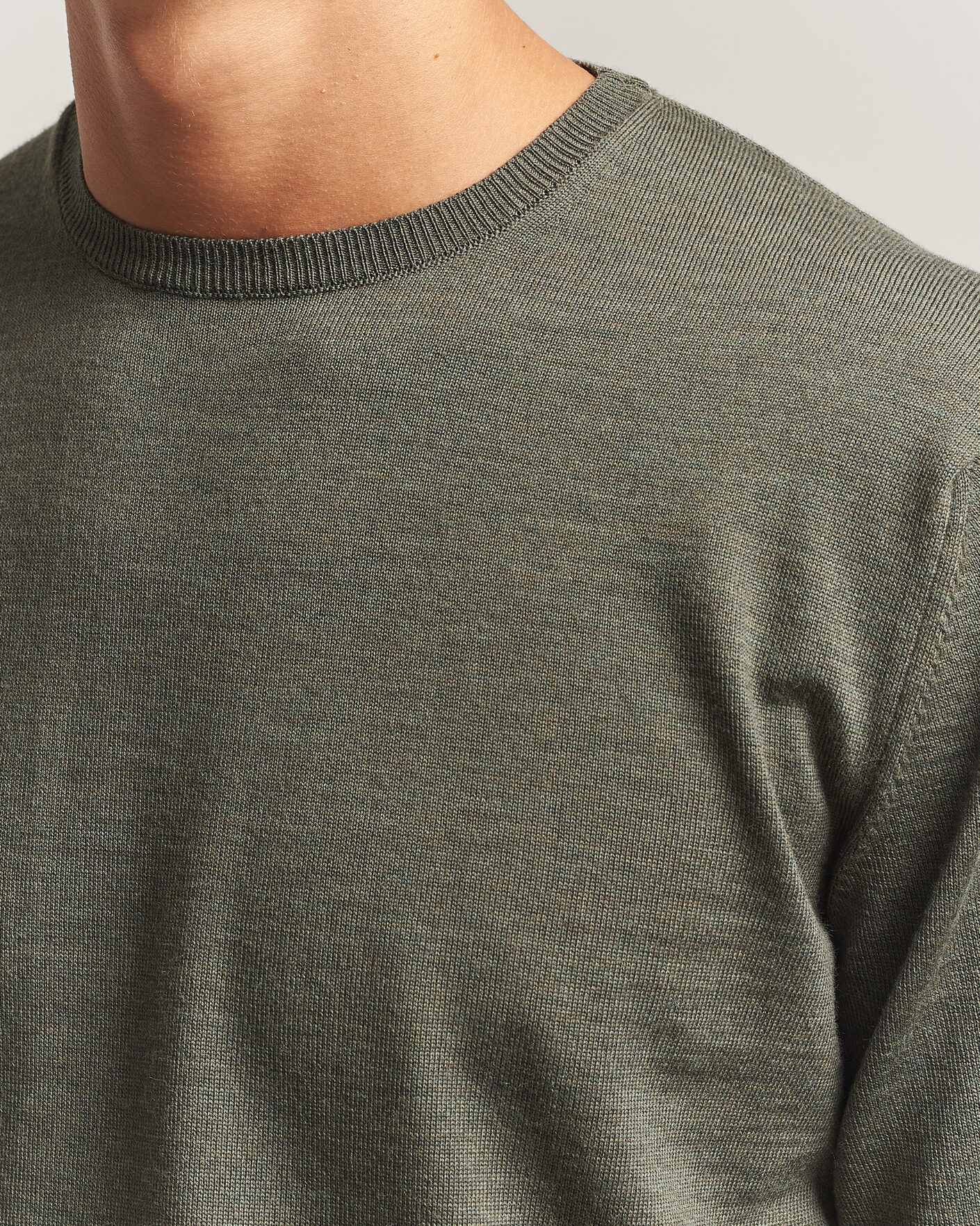 Hombres | Jerséis y prendas de punto | Stenströms | Merino Patch Crew Neck Dark Green
