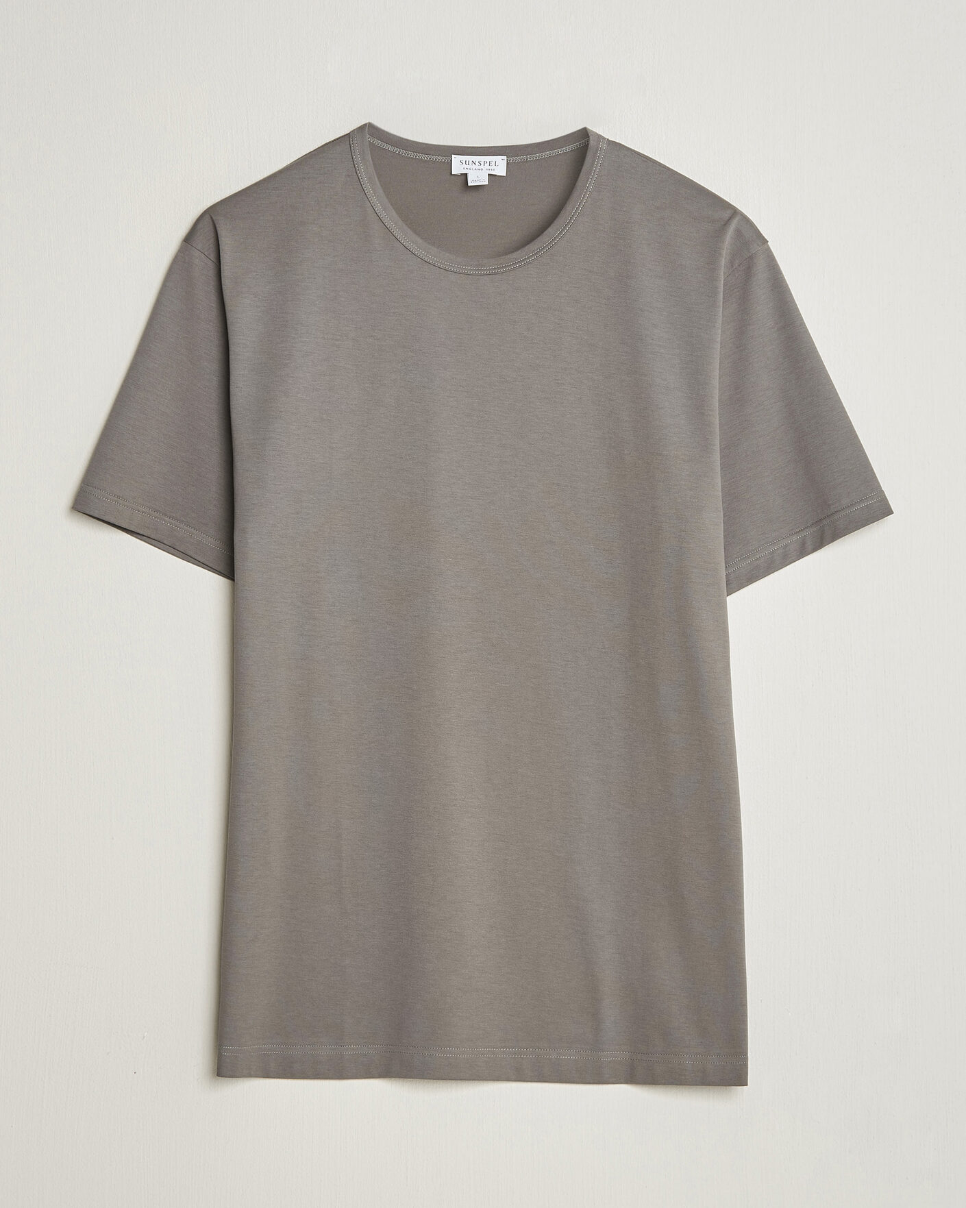 Hombres | Camisetas | Sunspel | Crew Neck Q82 Cotton T-Shirt Smoke Grey