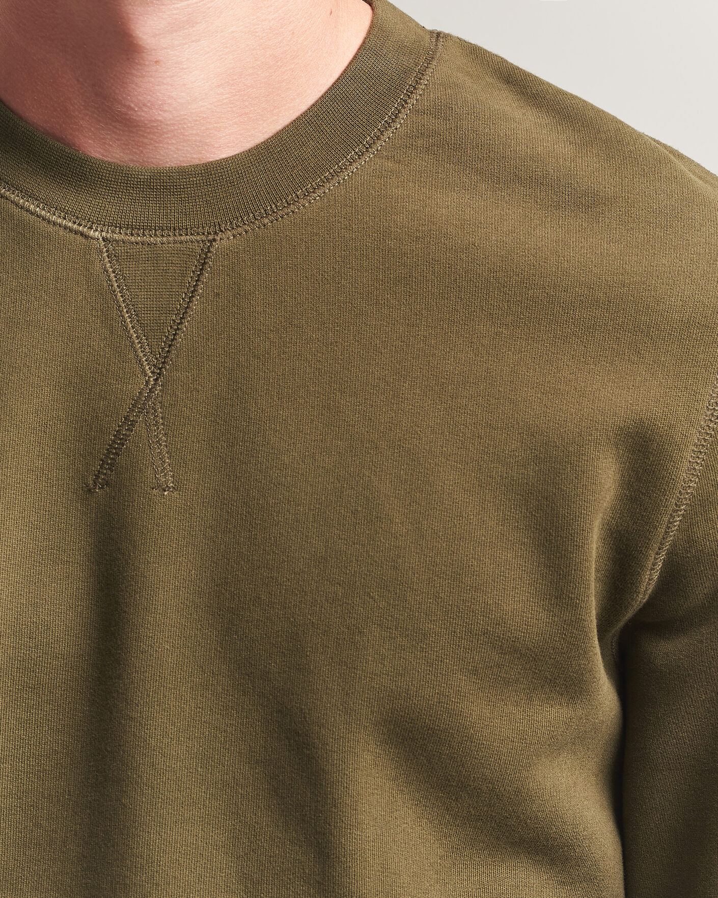 Hombres | Jerséis y prendas de punto | Sunspel | Loopback Sweatshirt Loden Green