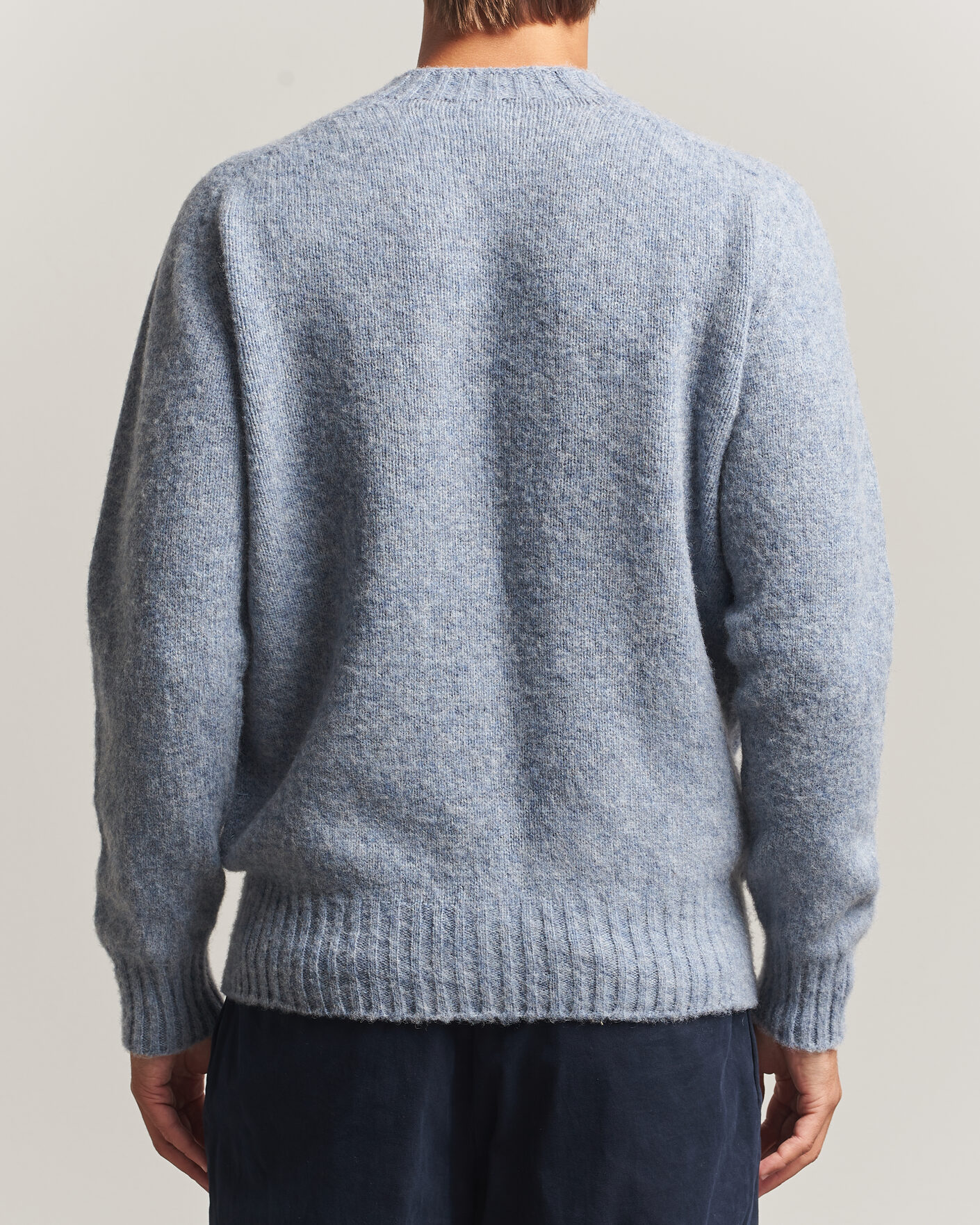 Hombres | Jerséis y prendas de punto | Sunspel | Brushed Shetland Crew Neck Powder Blue