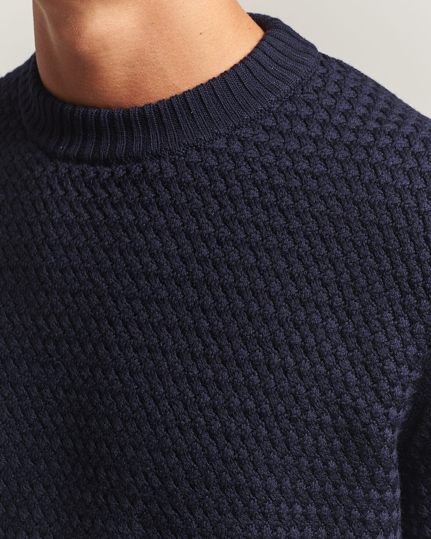 Hombres | Jerséis y prendas de punto | Sunspel | Merino Basketweave Stitch Jumper Navy