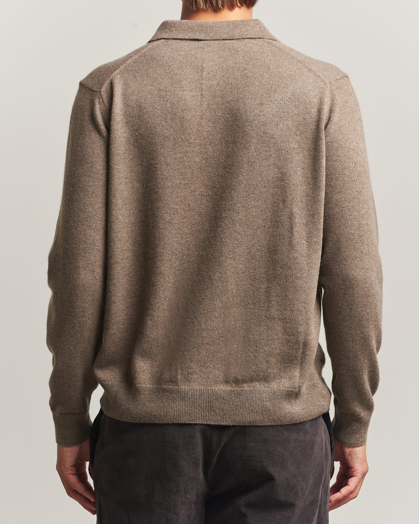 Hombres | Jerséis y prendas de punto | Sunspel | Cashmere Polo Taupe