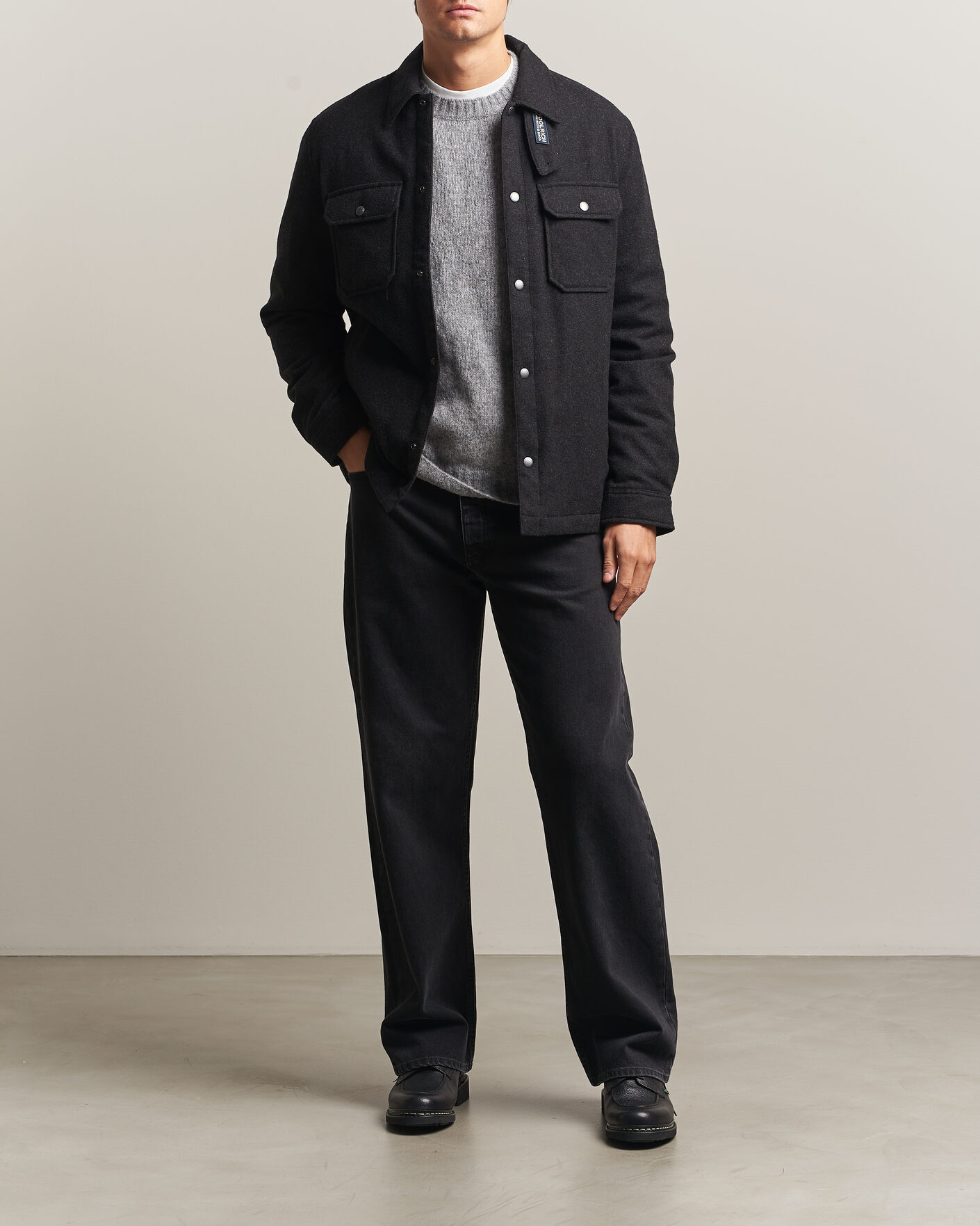 Hombres | Abrigos y chaquetas | Woolrich | Alaskan Wool Light Padded Shirt Jacket Faded Black