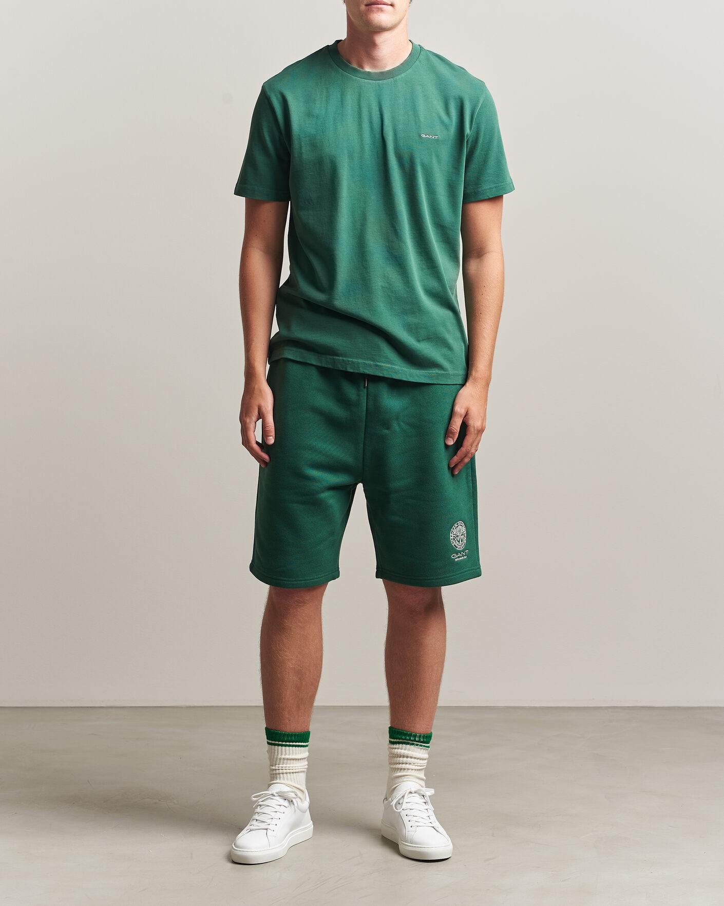 Hombres | Camisetas | Gant | Tournament Crew Neck T-Shirt Green
