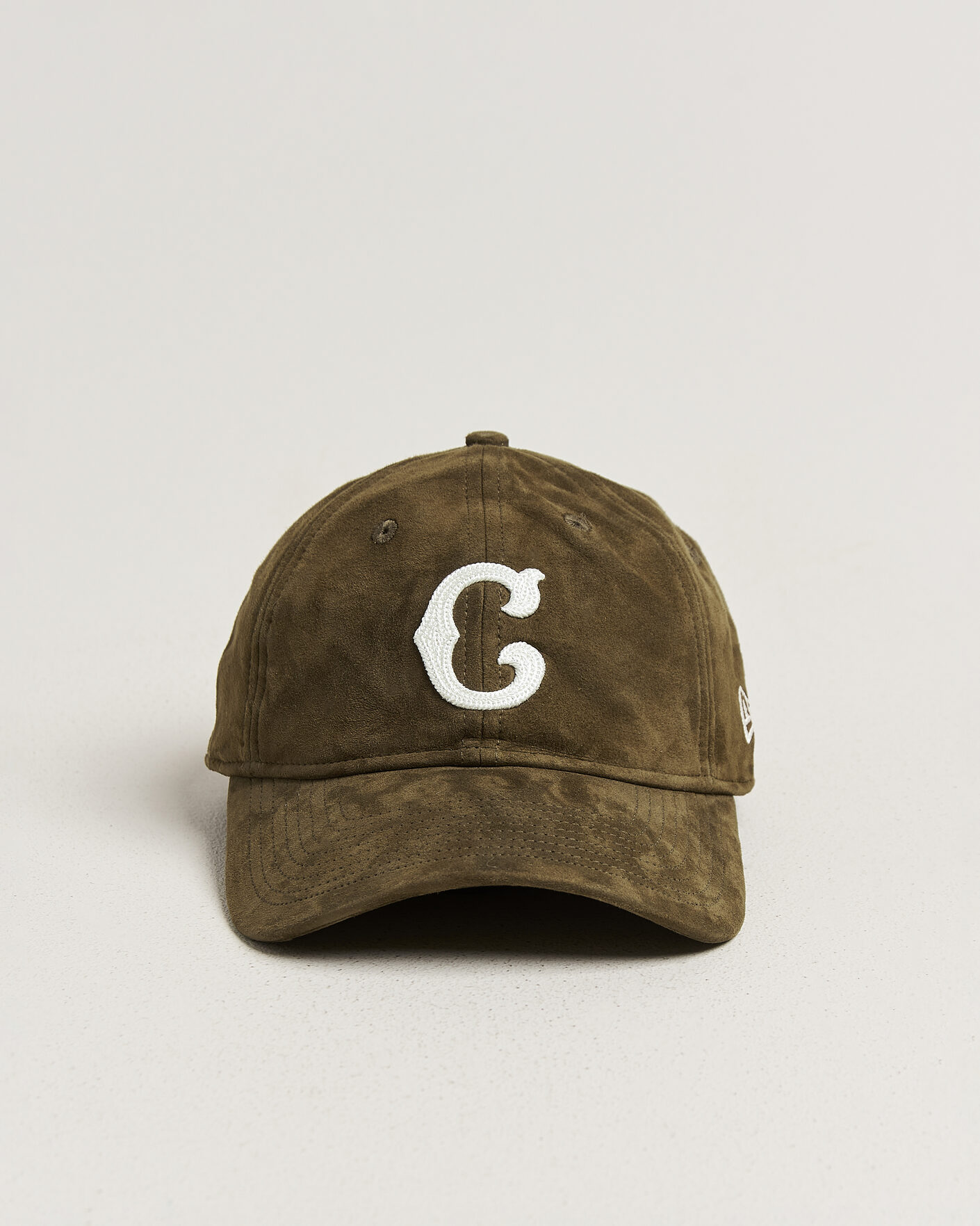 Hombres | Sombreros y gorras | New Era | 9Twenty Suede Chicago Cubs Cap Brown