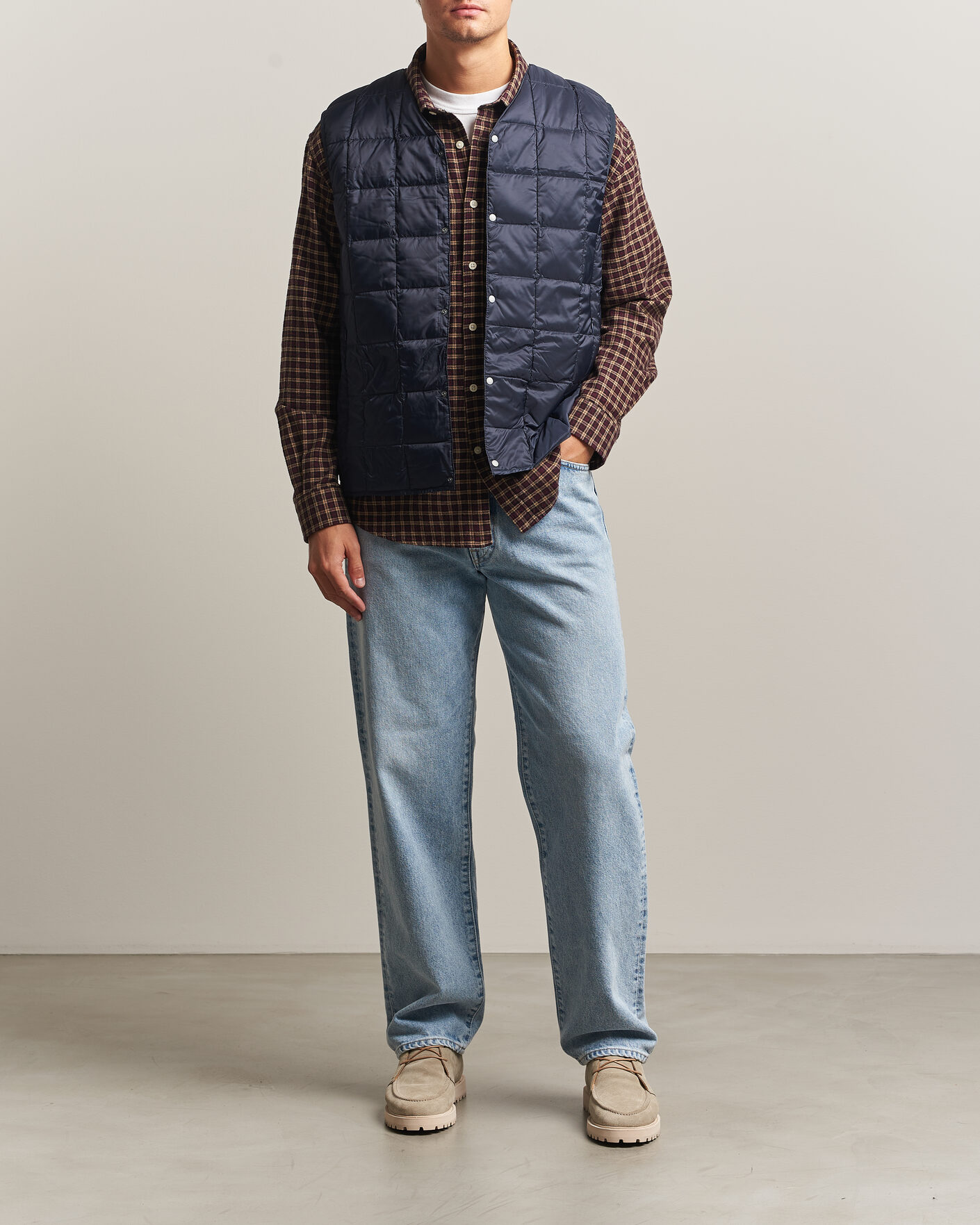 Hombres | Chalecos | TAION | V-Neck Lightweight Down Vest Dark Navy