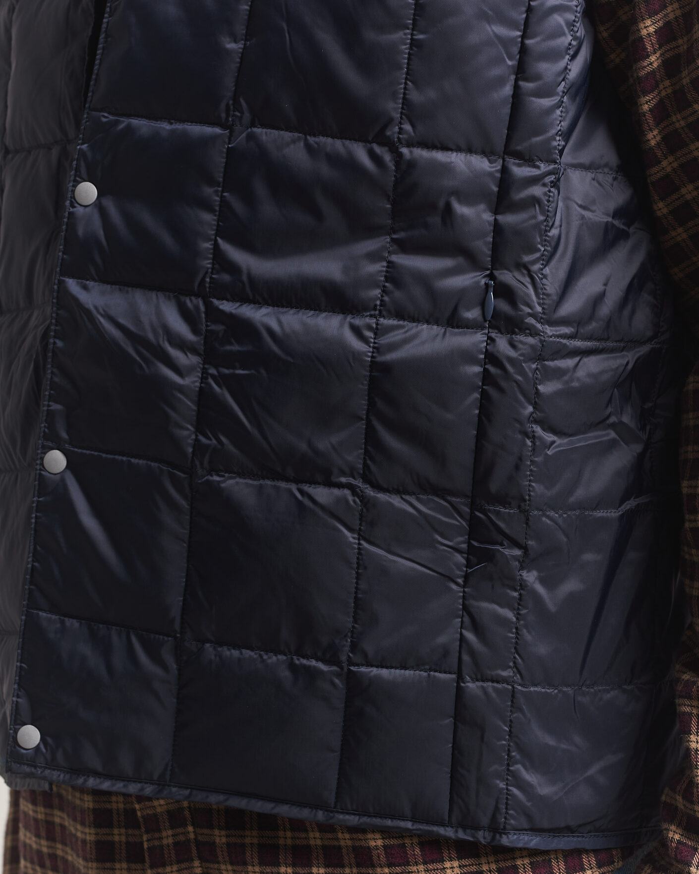 Hombres | Chalecos | TAION | V-Neck Lightweight Down Vest Dark Navy