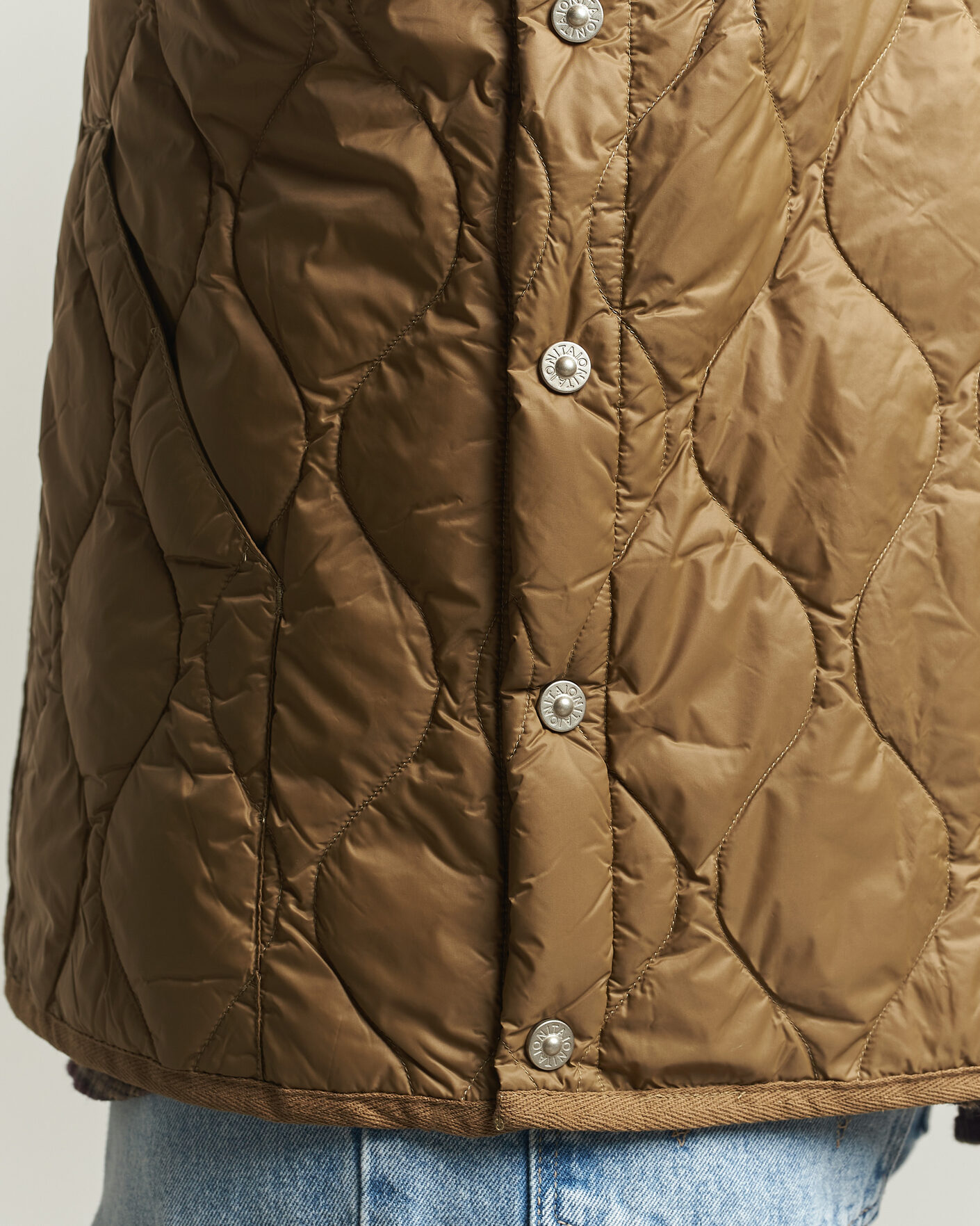 Hombres | Chalecos | TAION | Military Crew Neck Down Vest Dark Khaki Olive