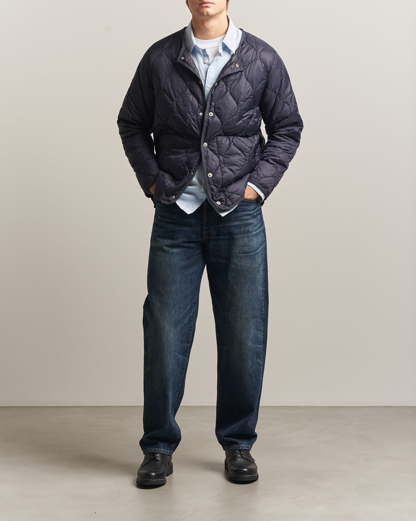 Hombres | Abrigos y chaquetas | TAION | Military Crew Neck Down Jacket Dark Navy