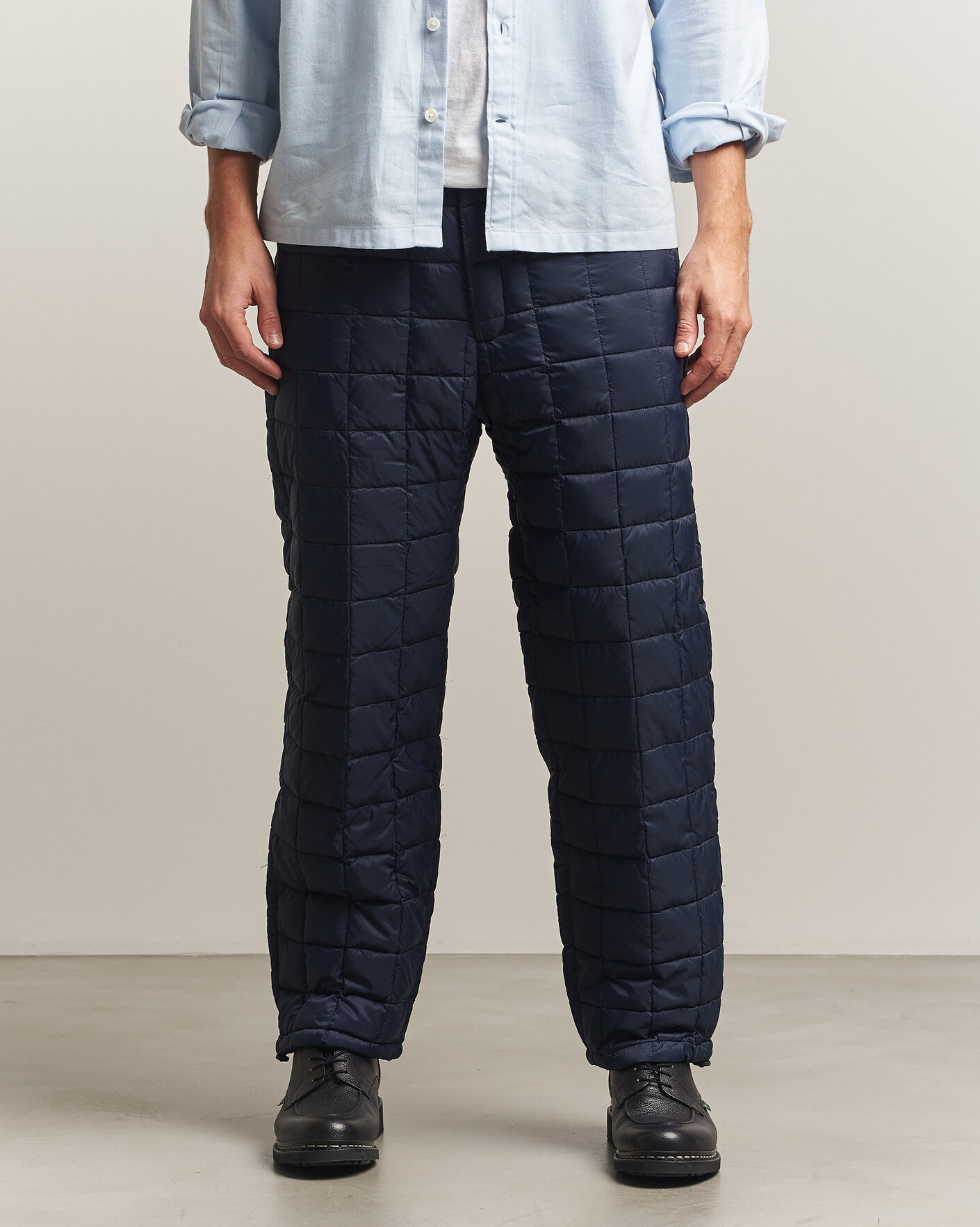 Hombres | Pantalones | TAION | Mountain Down Pants Dark Navy