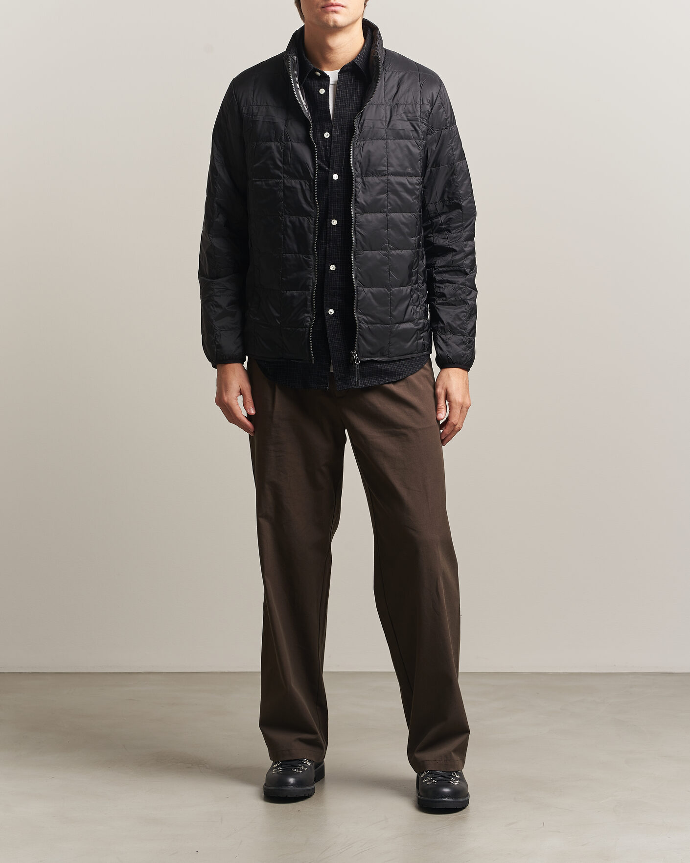 Hombres | Abrigos y chaquetas | TAION | High Neck Full Zip Lightweight Down Jacket Black