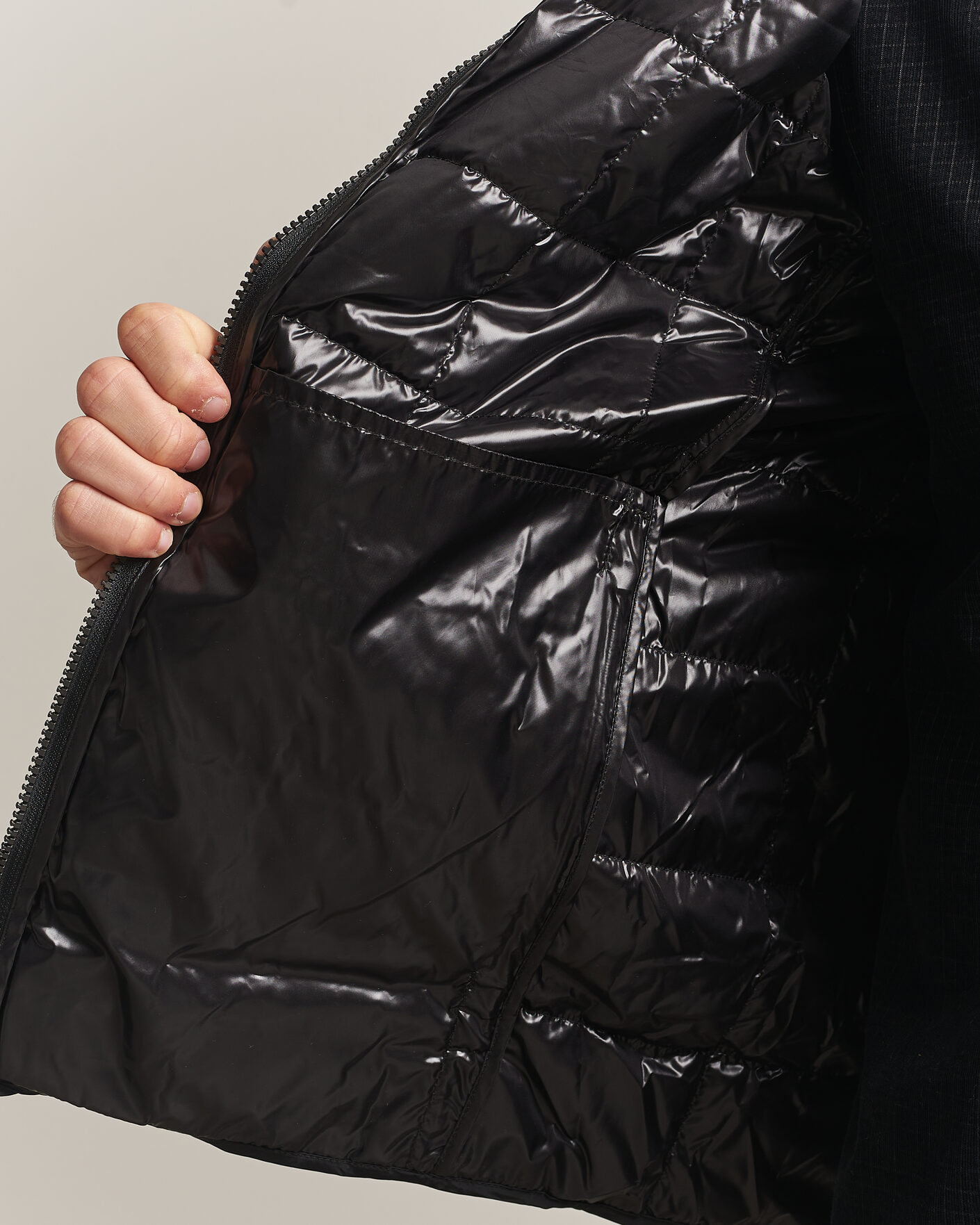 Hombres | Abrigos y chaquetas | TAION | High Neck Full Zip Lightweight Down Jacket Black