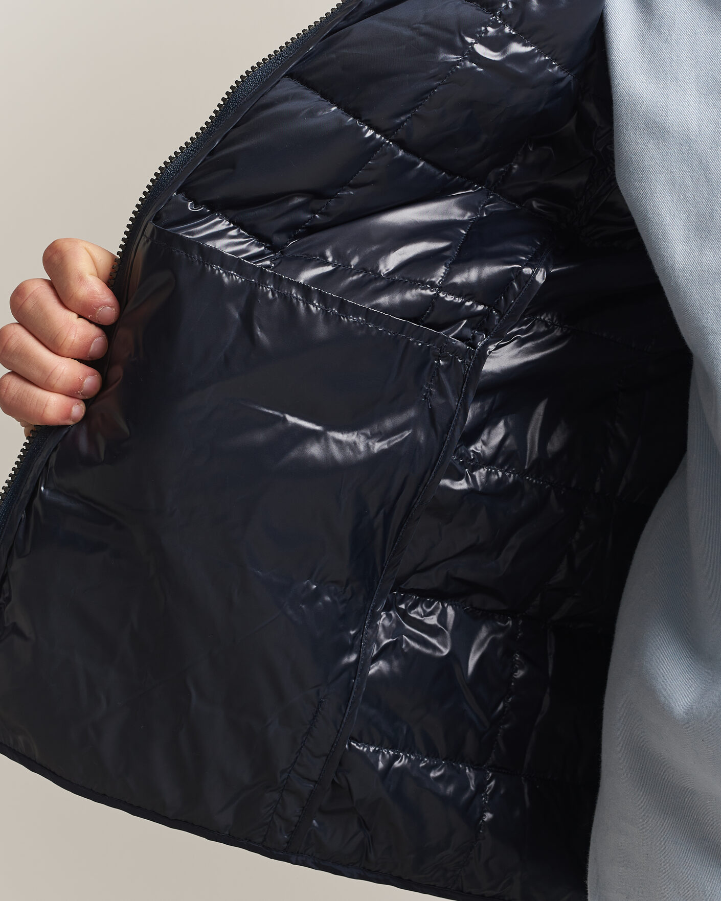 Hombres | Abrigos y chaquetas | TAION | High Neck Full Zip Lightweight Down Jacket Dark Navy
