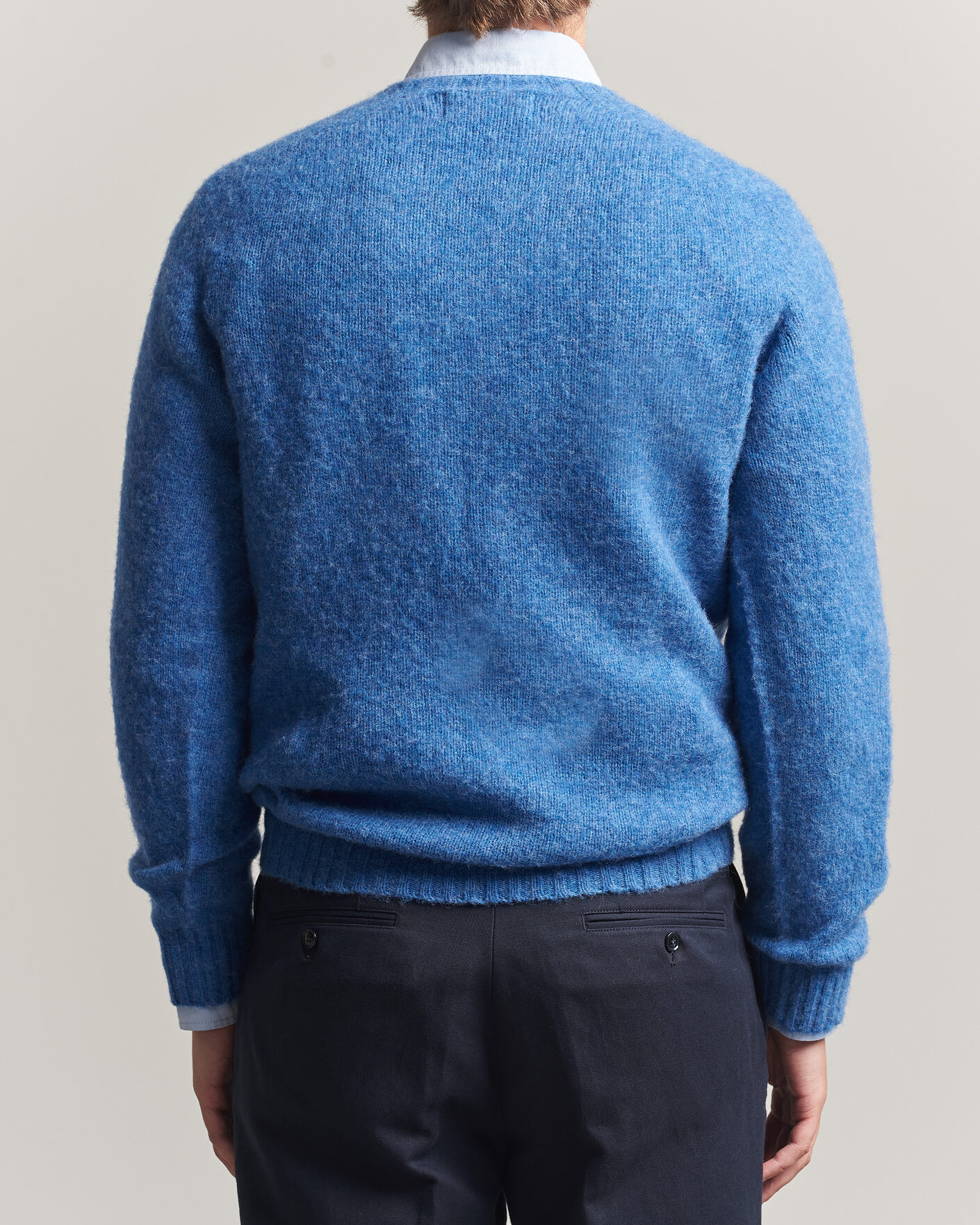 Hombres | Jerséis y prendas de punto | Harley Of Scotland | Brushed Supersoft Lambswool Crewneck Cobalt