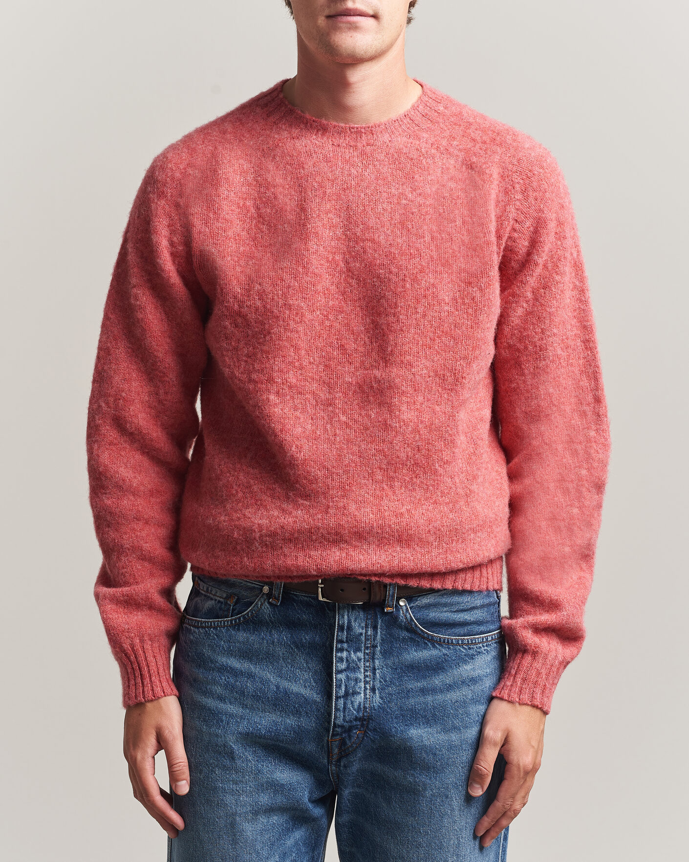 Hombres | Jerséis y prendas de punto | Harley Of Scotland | Brushed Supersoft Lambswool Crewneck Tea Rose