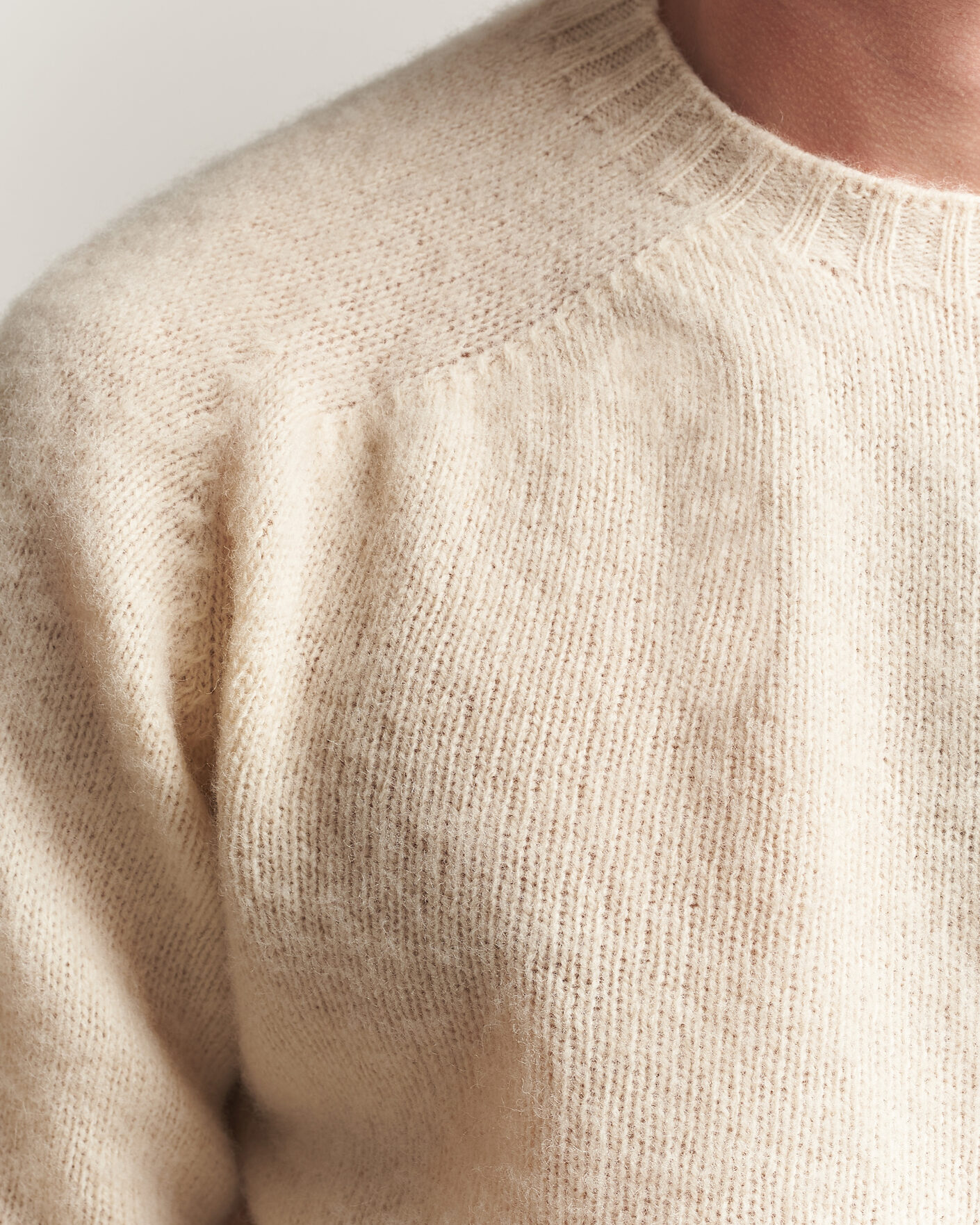 Hombres | Jerséis y prendas de punto | Harley Of Scotland | Brushed Supersoft Lambswool Crewneck Vanilla