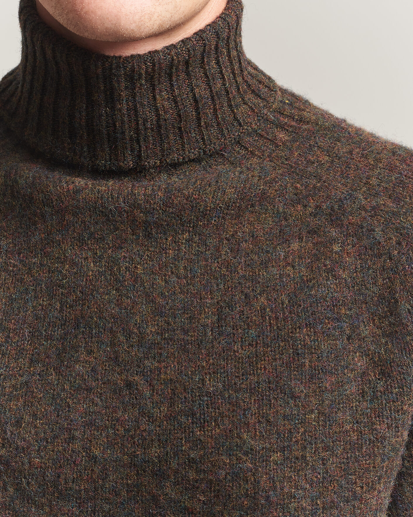 Hombres | Jerséis y prendas de punto | Harley Of Scotland | Brushed Supersoft Lambswool Rollneck Carob