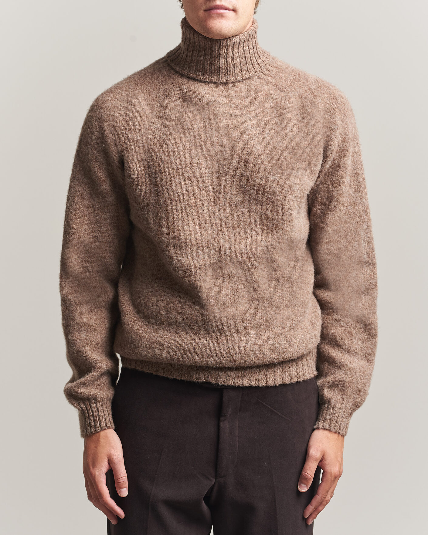 Hombres | Jerséis y prendas de punto | Harley Of Scotland | Brushed Supersoft Lambswool Rollneck Tundra