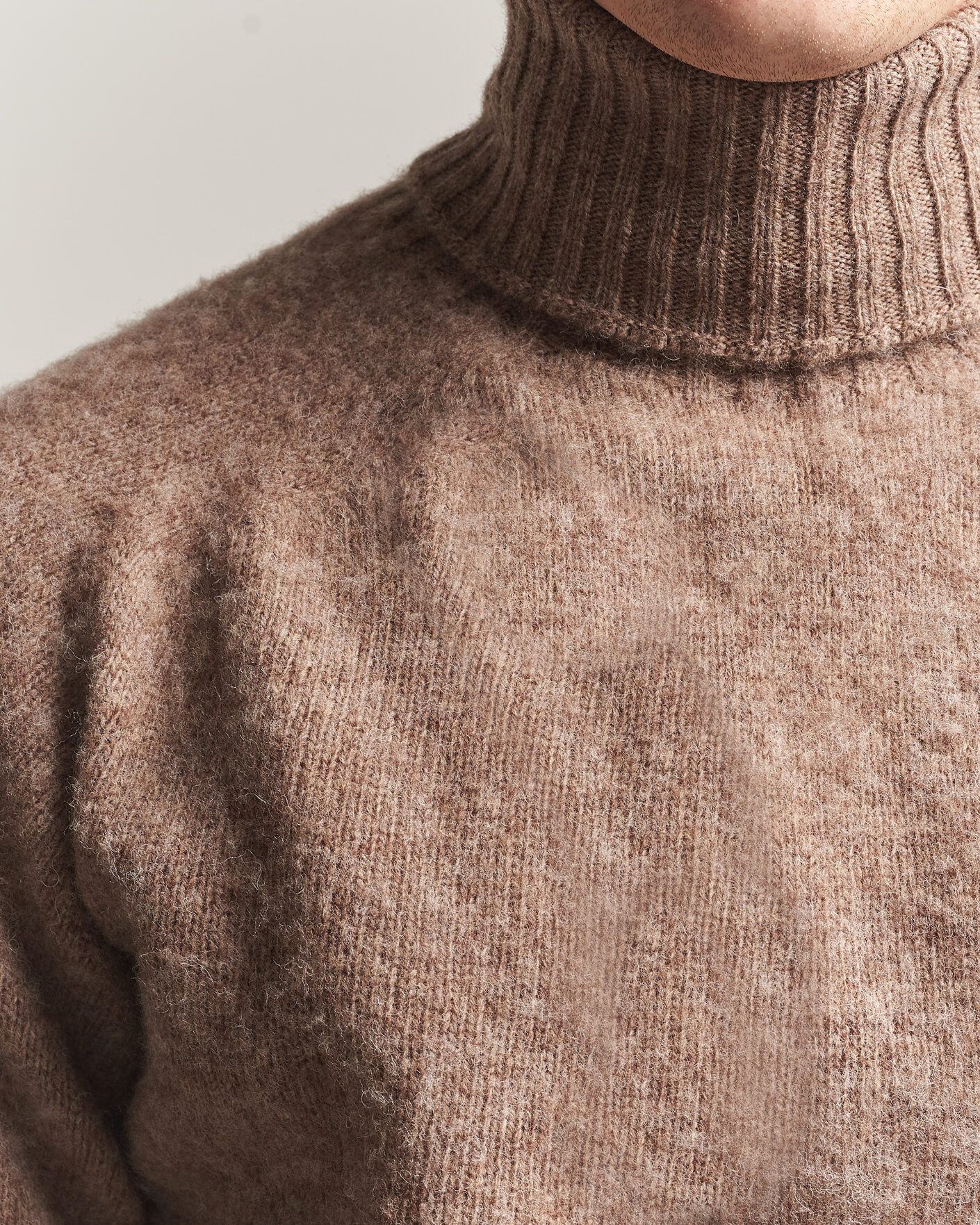 Hombres | Jerséis y prendas de punto | Harley Of Scotland | Brushed Supersoft Lambswool Rollneck Tundra