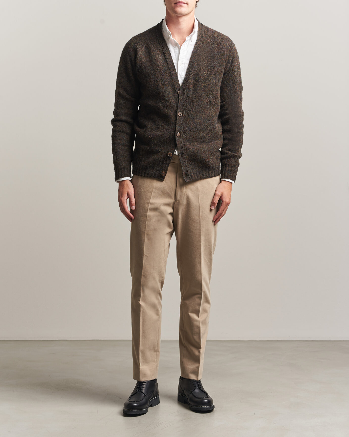 Hombres | Jerséis y prendas de punto | Harley Of Scotland | Brushed Supersoft Lambswool Cardigan Carob