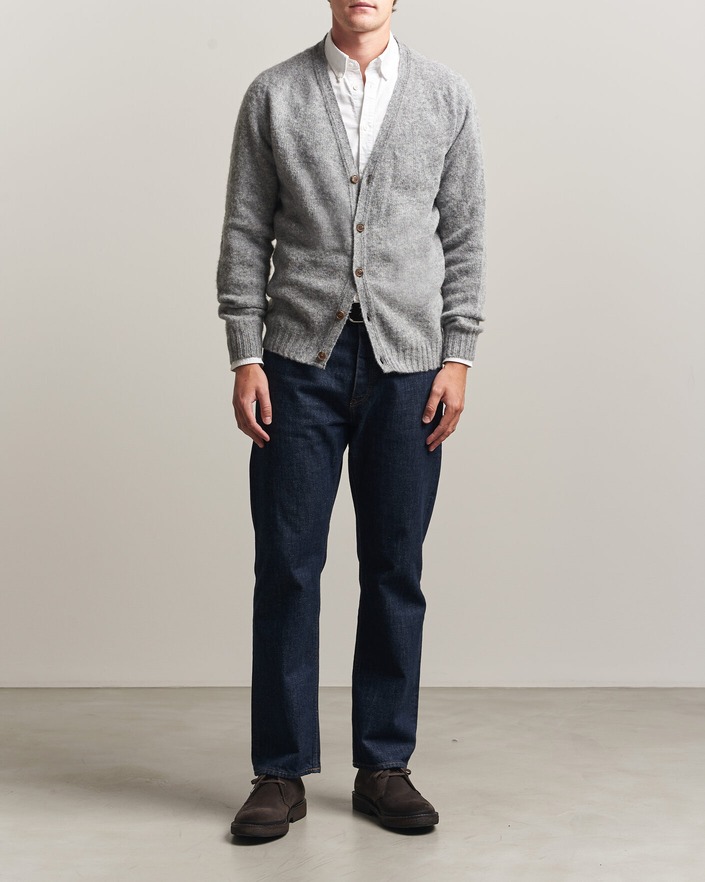 Hombres | Jerséis y prendas de punto | Harley Of Scotland | Brushed Supersoft Lambswool Cardigan Mid Grey