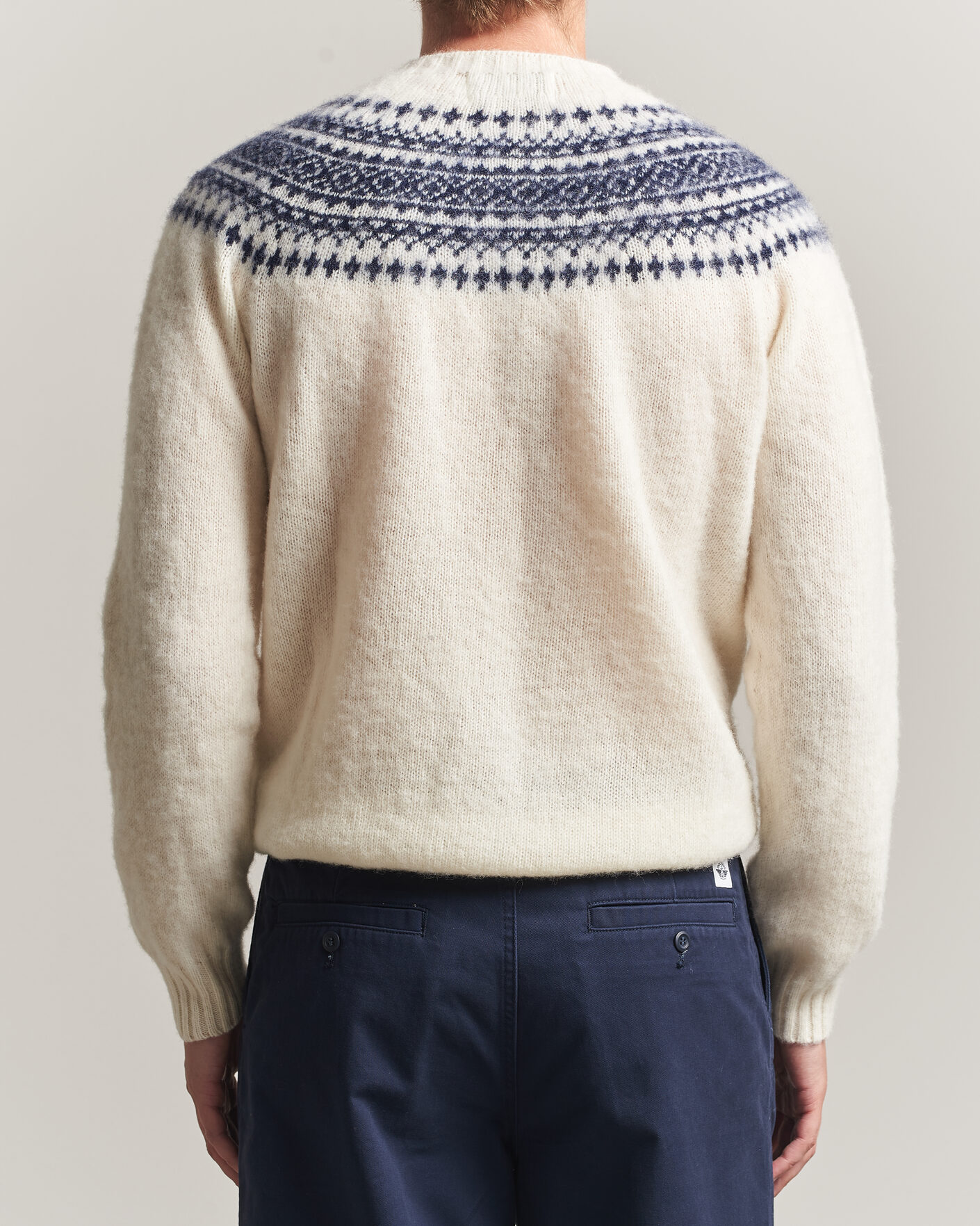 Hombres | Jerséis y prendas de punto | Harley Of Scotland | Brushed Supersoft Lambswool Yolk Fairisle Snow White/Navy